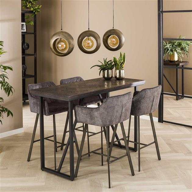 Moderne barkrukken voor kookeilanden of zwarte bartafels met grijze stof en zwart metalen poten in een modern industrieel interieur.