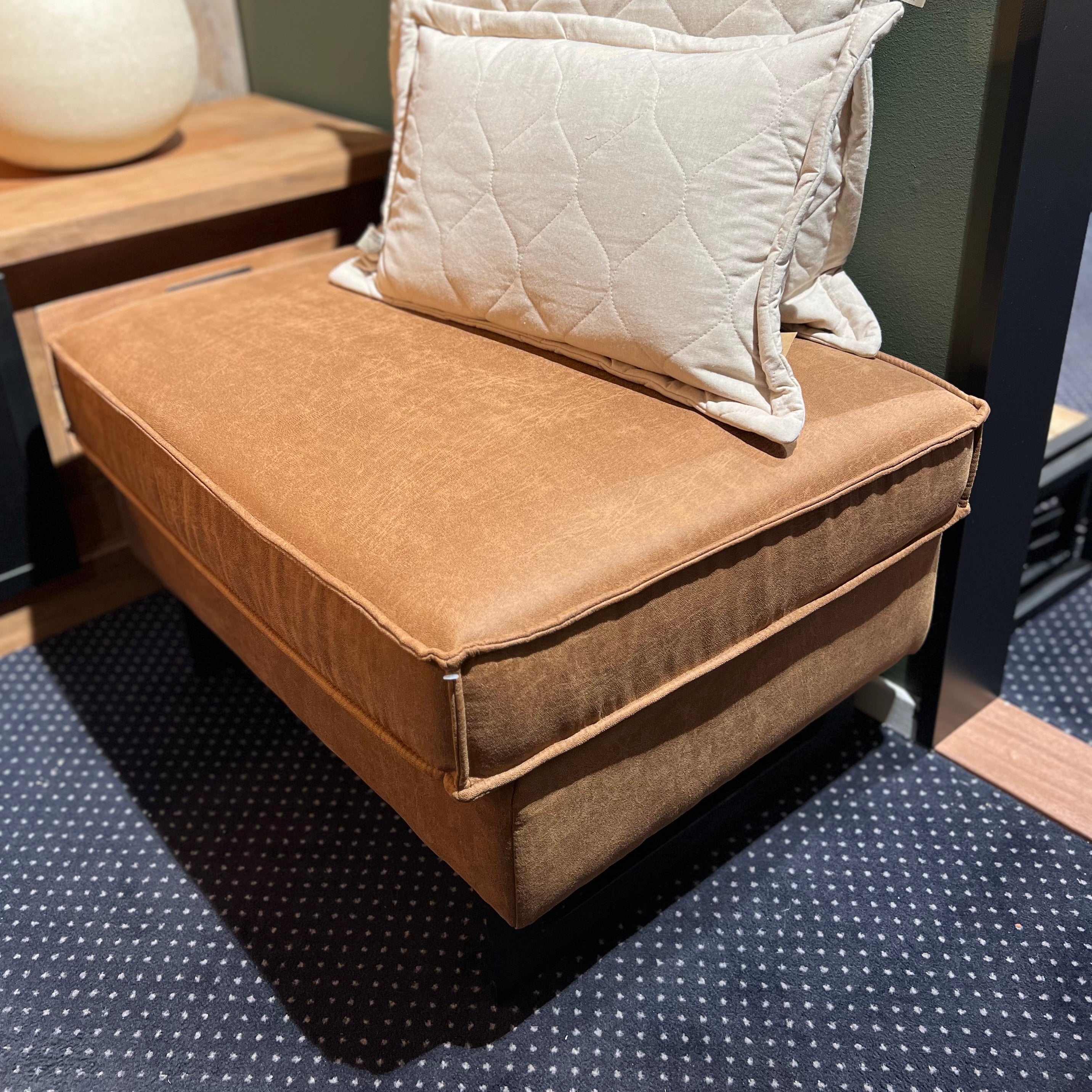 Hocker Jane - Cognac