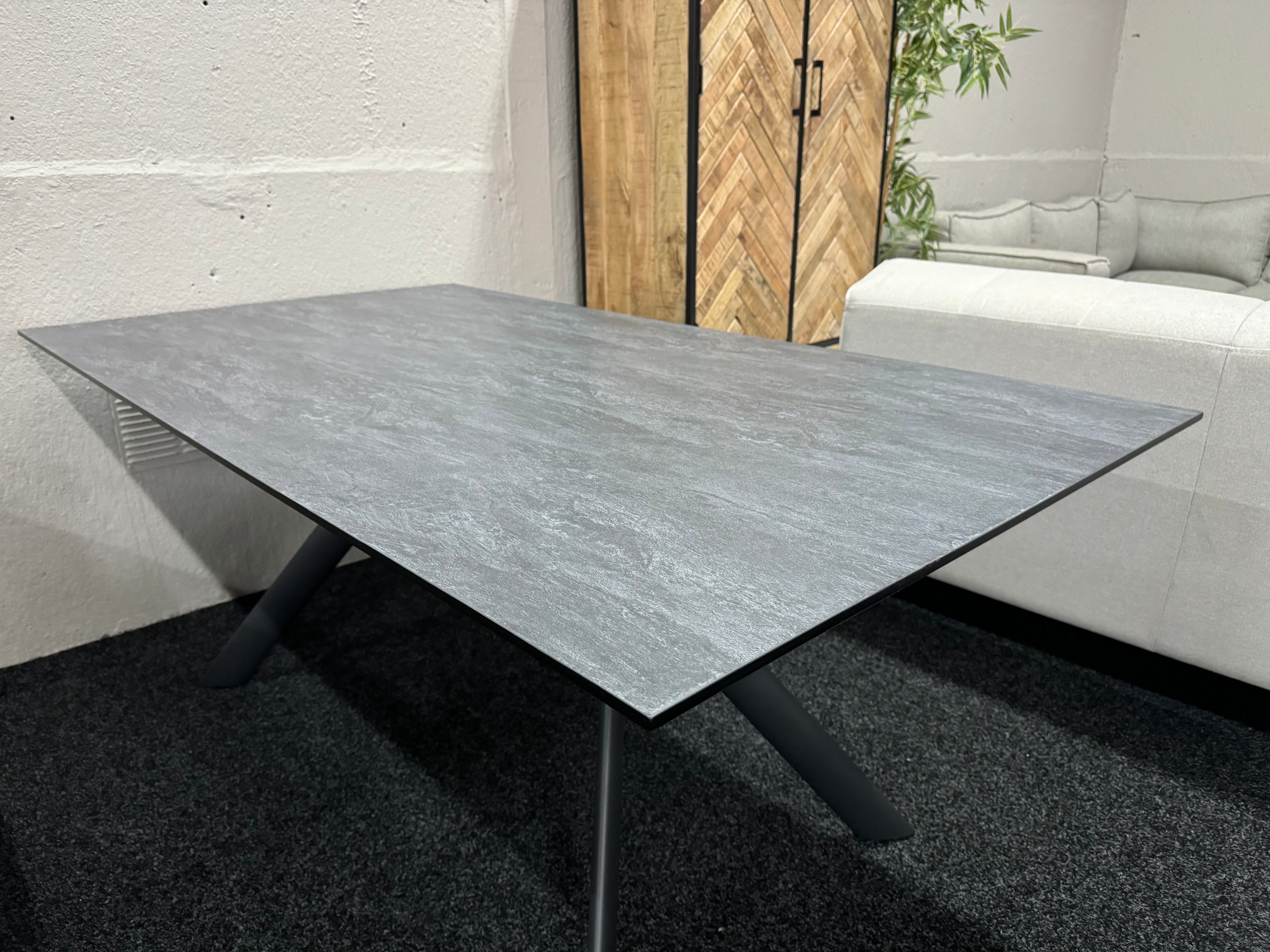 Eettafel Max (Opruimdeal)