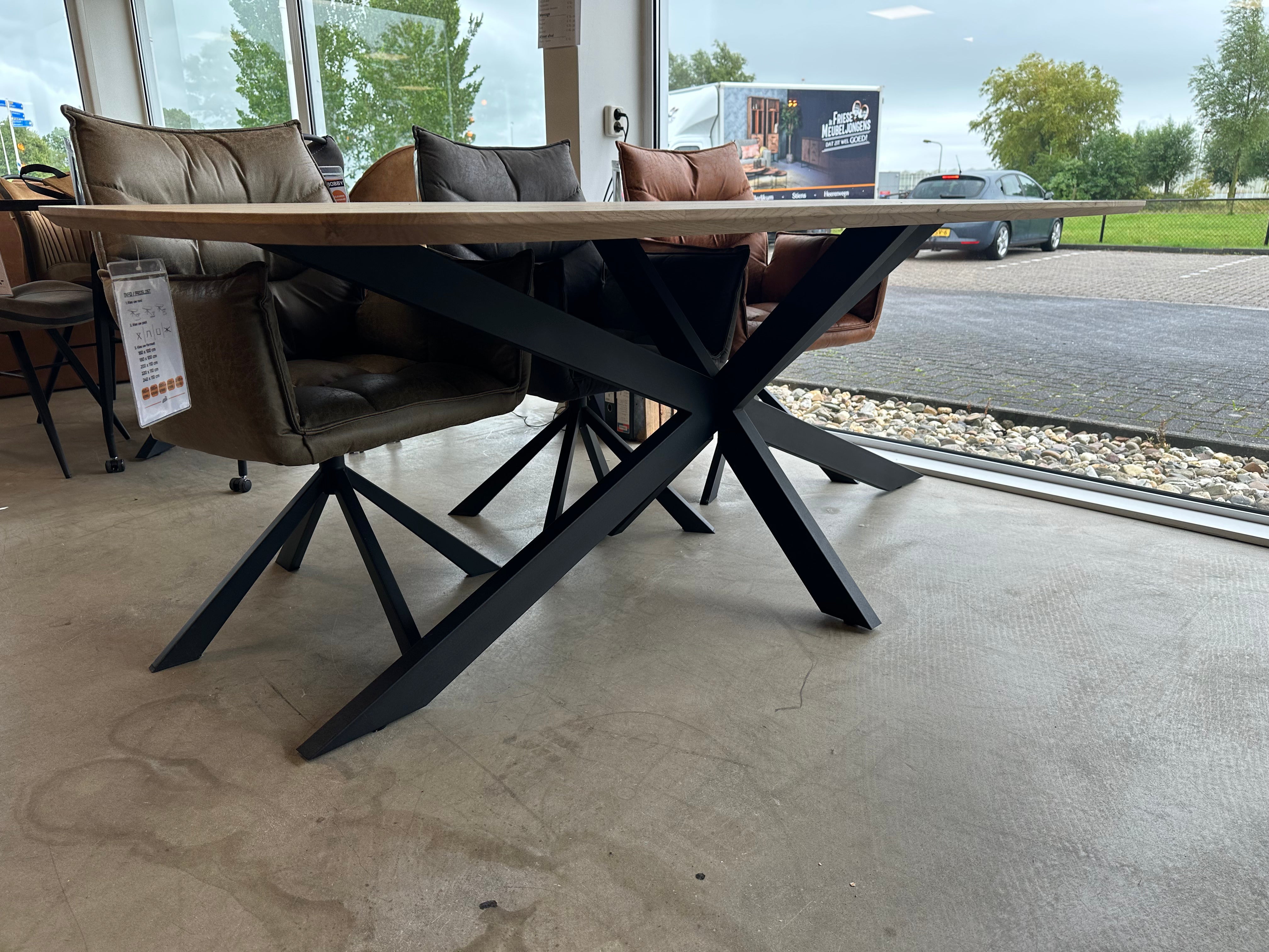 Eettafel Madero I Deens Ovaal