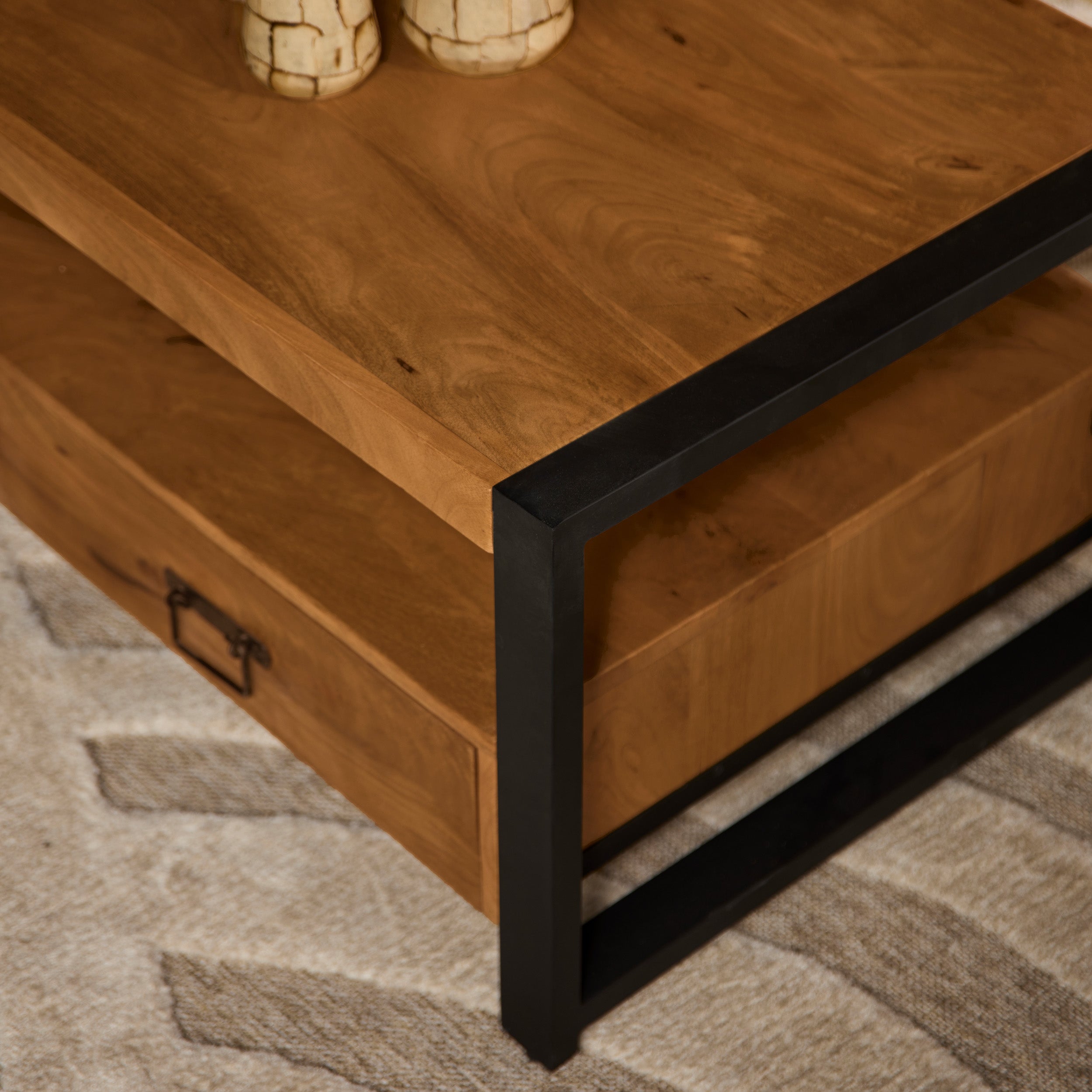 Salontafel Kira | 4 laden | 120 cm