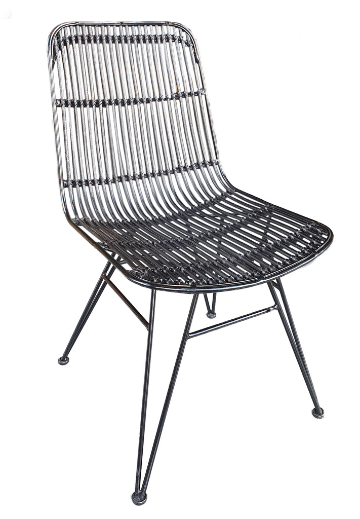 Rotan meubels onderhouden - De Friese Meubeljongens