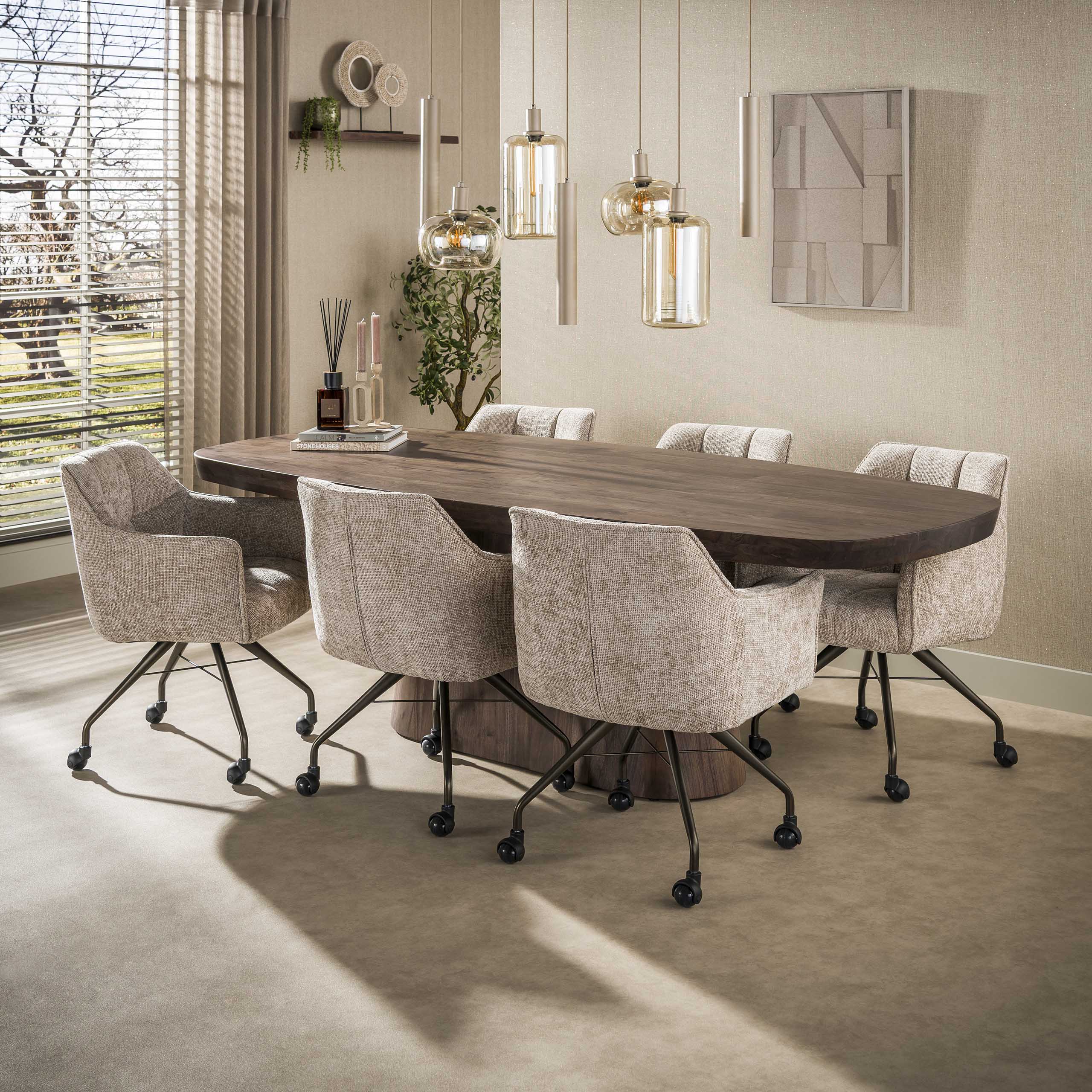 Eettafel Arcadia deens ovaal 240cm / Massief acacia bruin