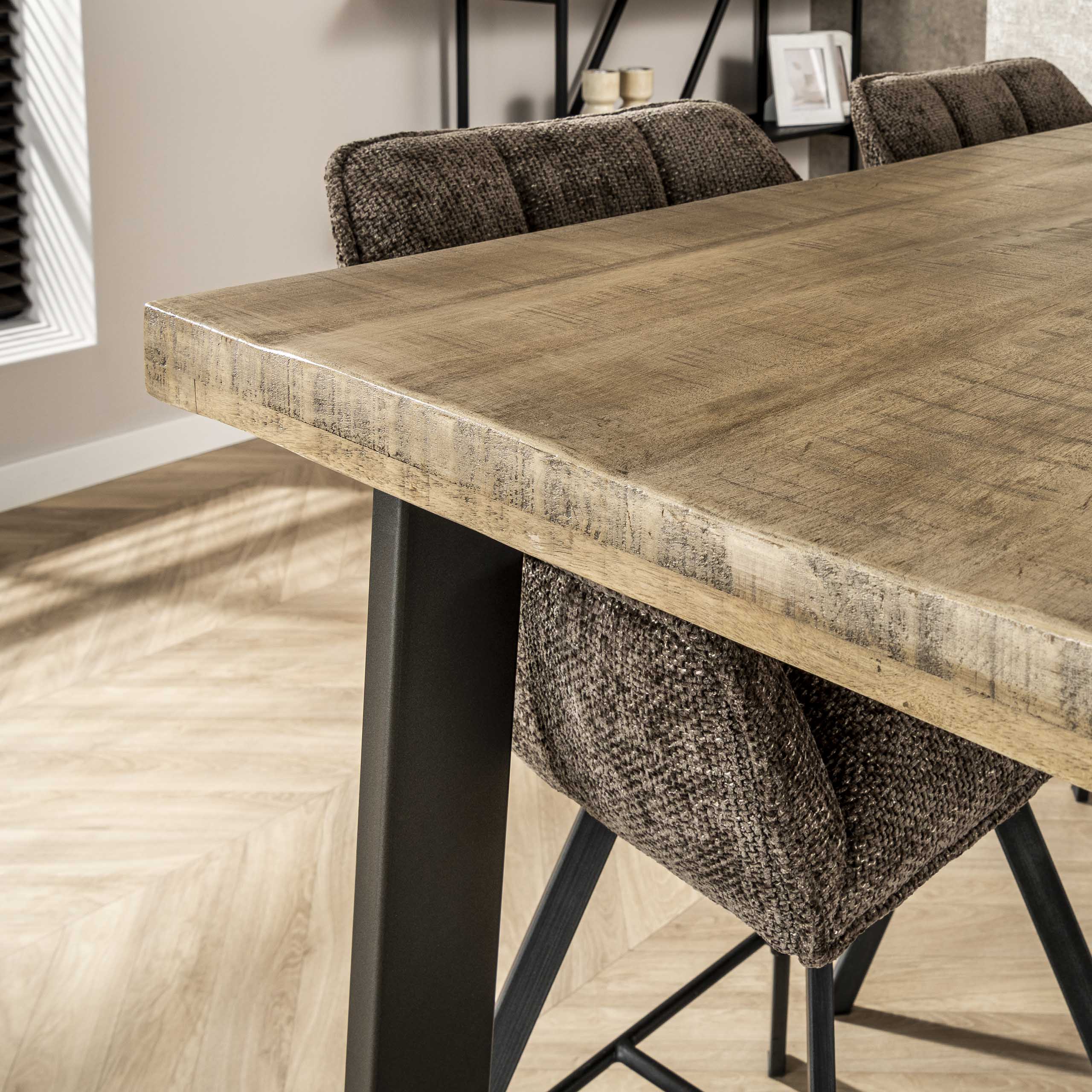 Bartafel Massief Trapeziumvorm 135Cm Massief Mango Antiek