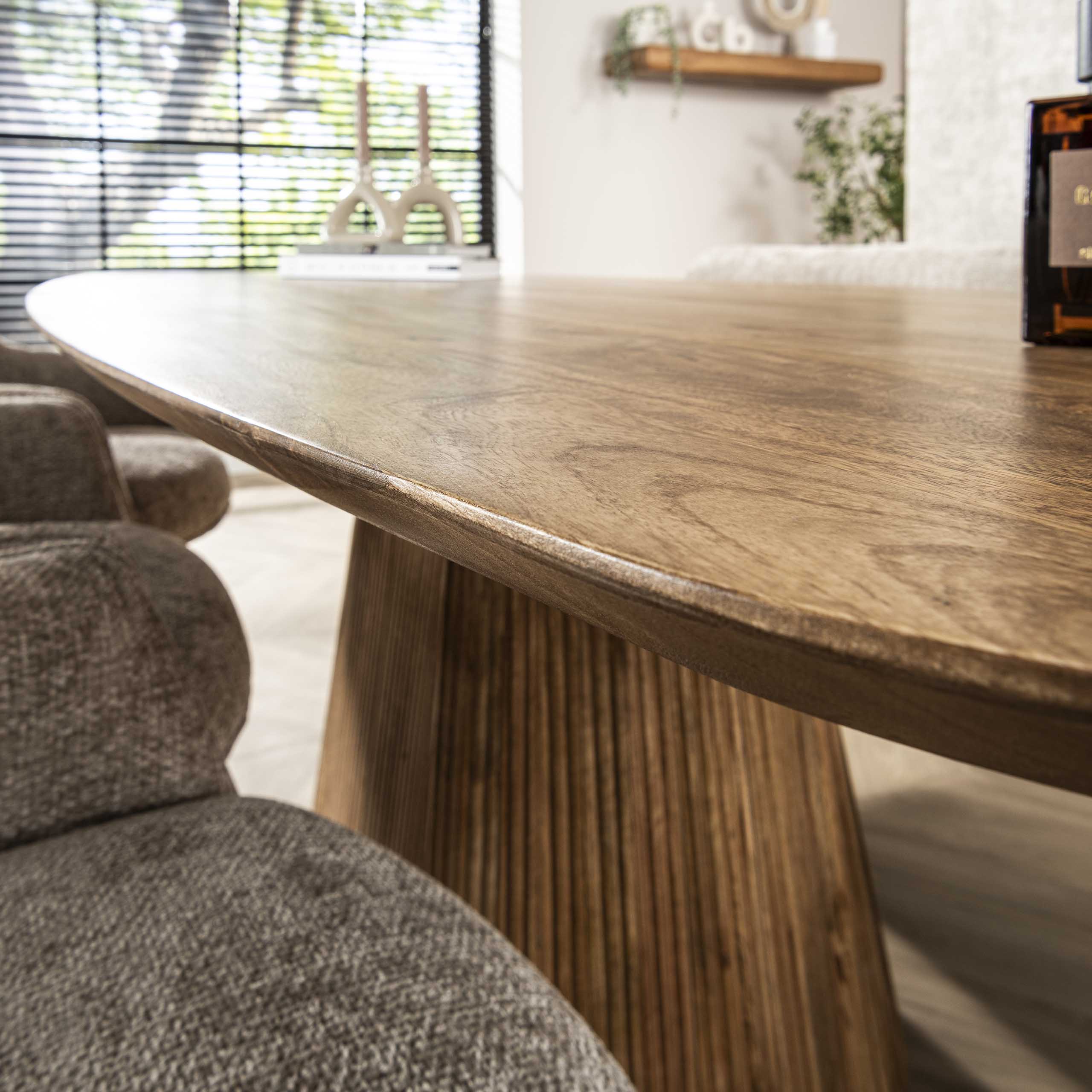 Eettafel Wave Centro Deens Ovaal 215Cm Massief Mango Zand