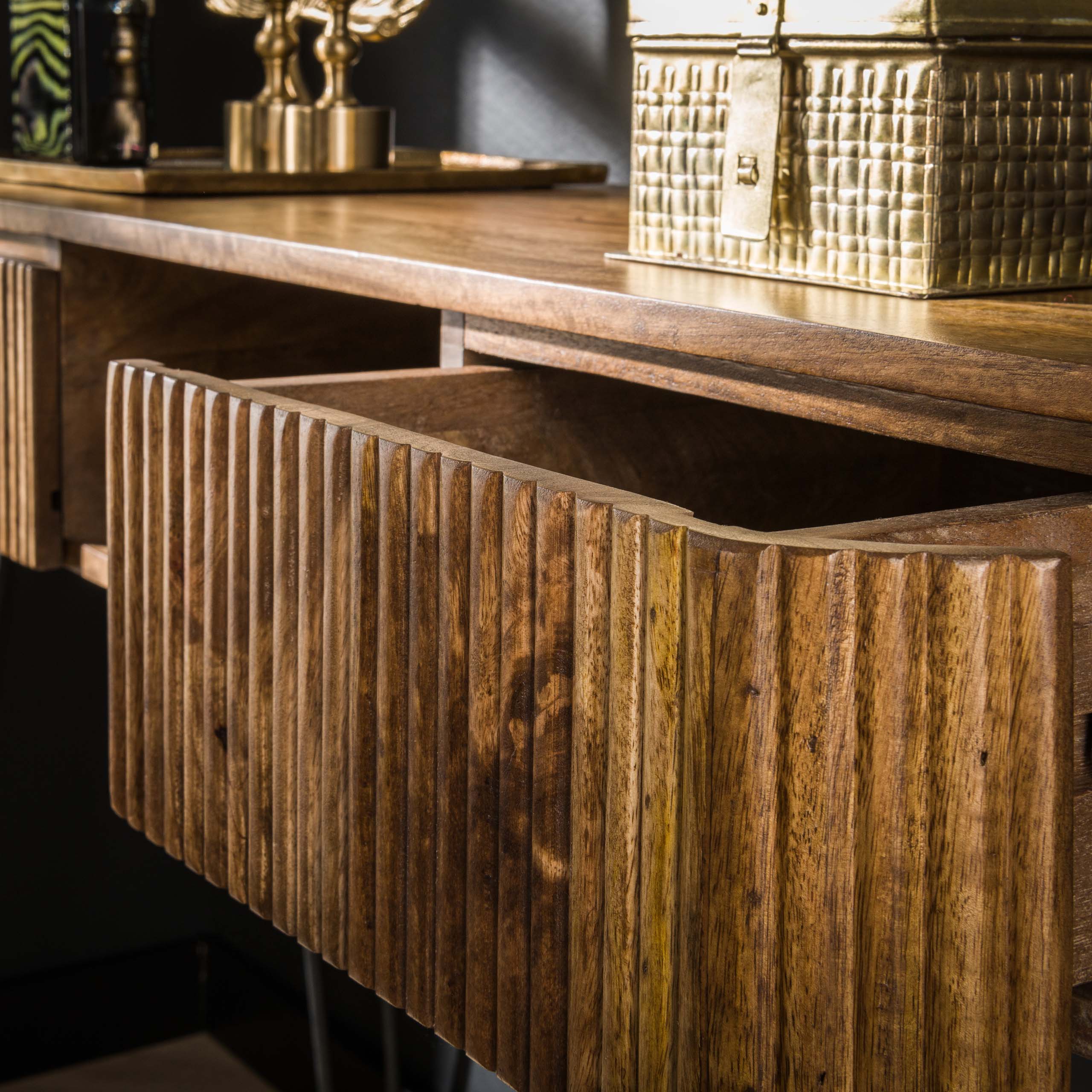 Hal Kaptafel Wave 2 Lades Massief Mango Zand
