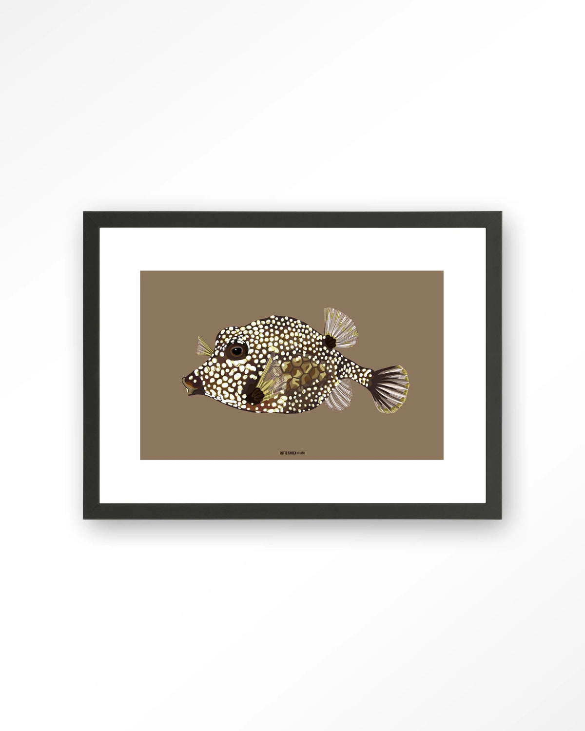 Bisou – koffervis illustratie – Art print – Hout zwart