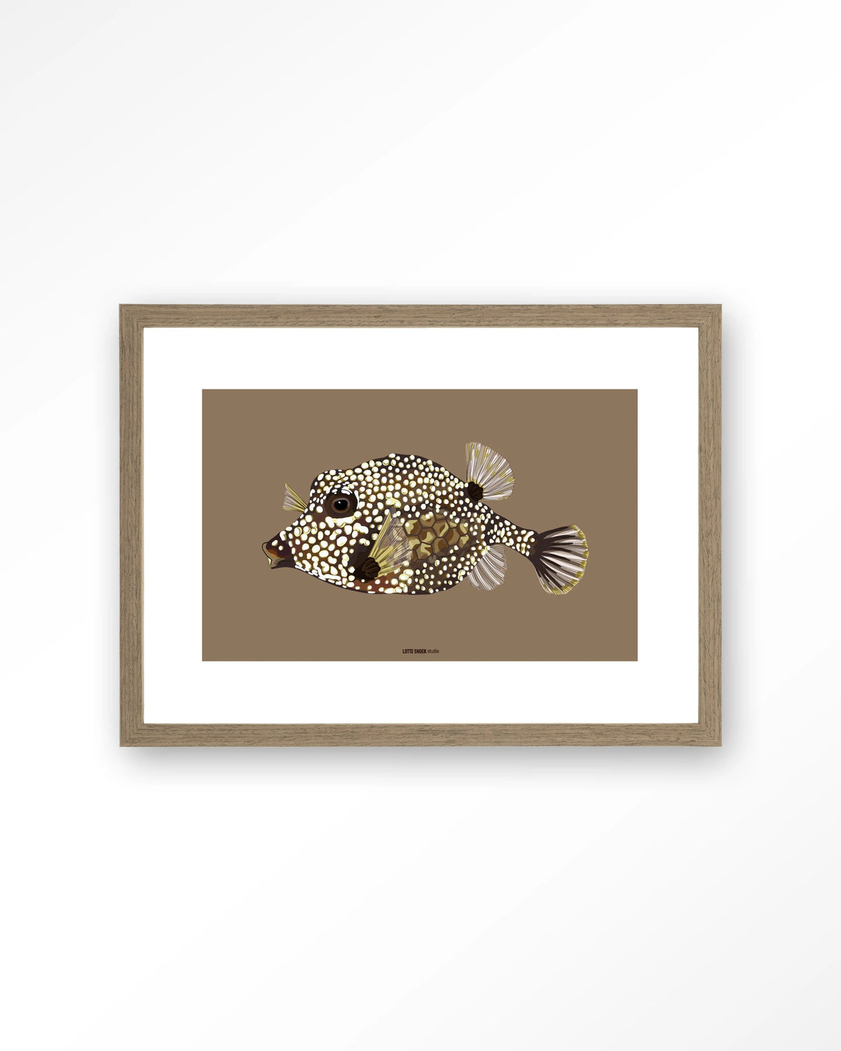 Bisou – koffervis illustratie – Art print – Hout bruin