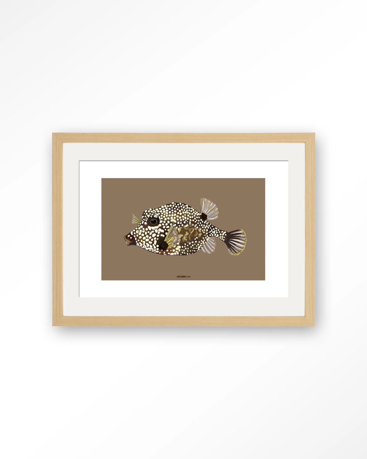 Bisou – koffervis illustratie – Art print – Hout naturel + passe-partout