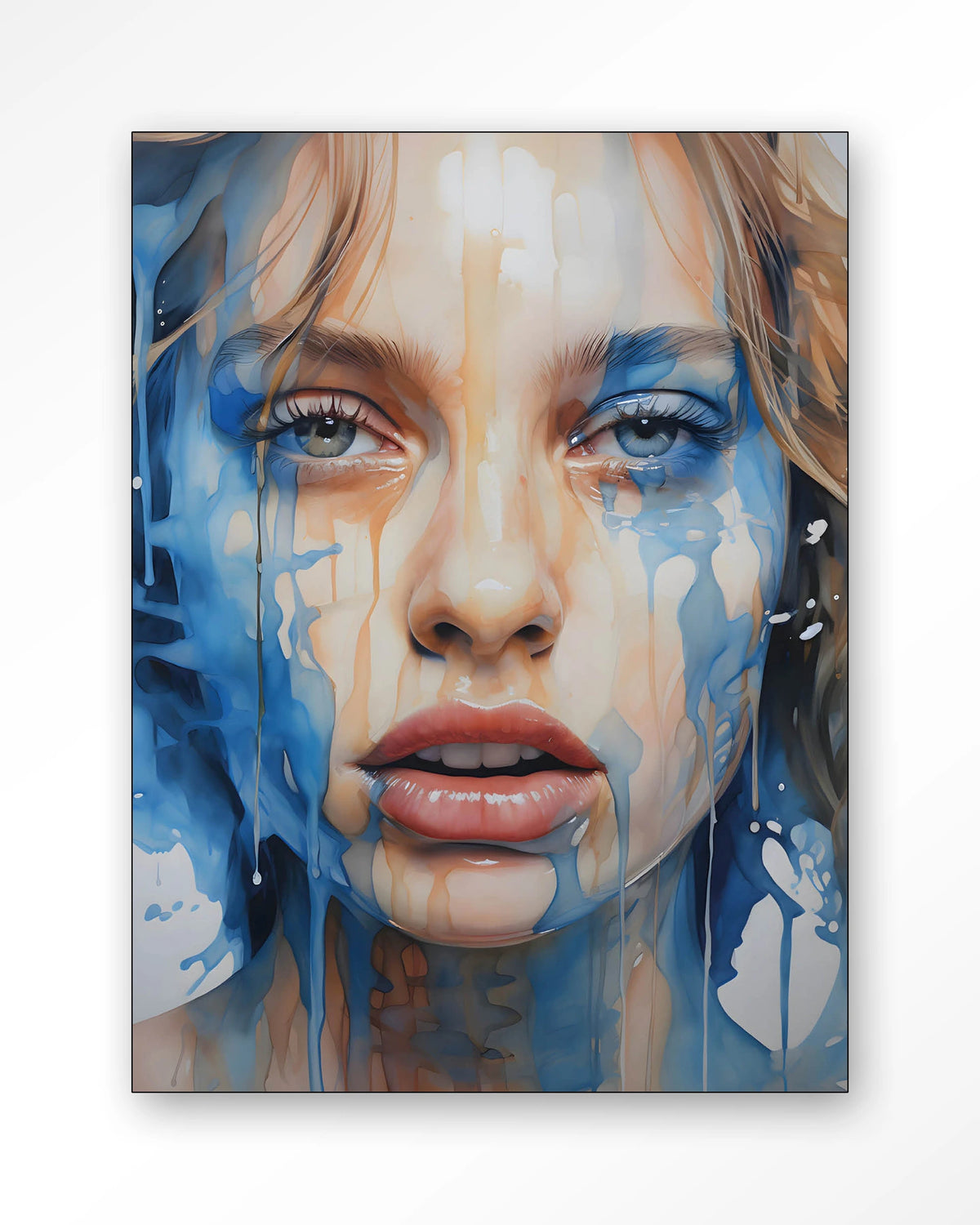 Aqua – portret van vrouw in blauwe verf – Wandkleed – Frame – zwart