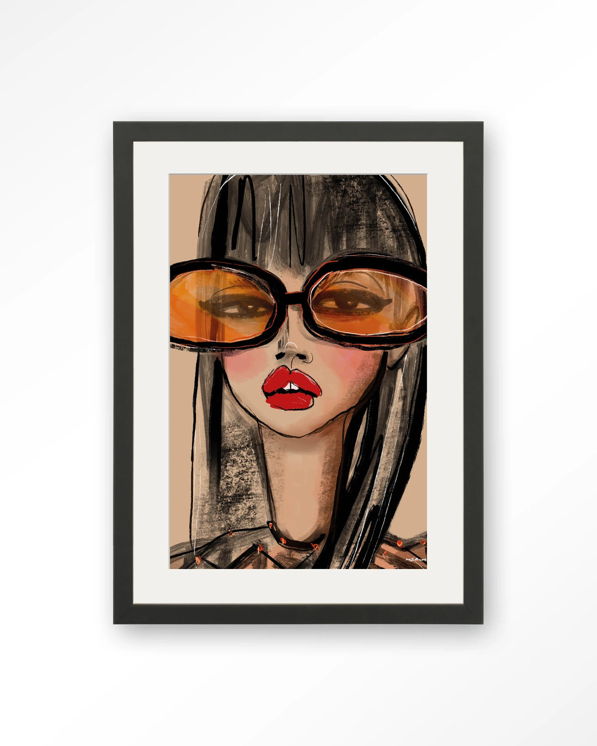 Sunny Orange – vrouw met oranje zonnebril – Art print – Hout zwart + passe-partout