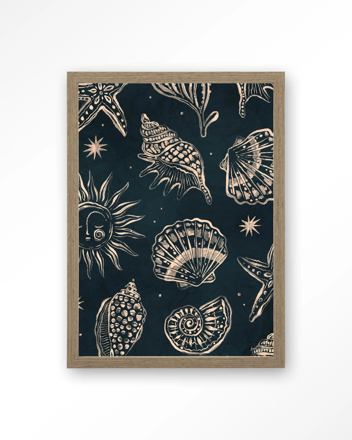 Seashells Midnight – schelpen op donkerblauw – Art print – Hout bruin