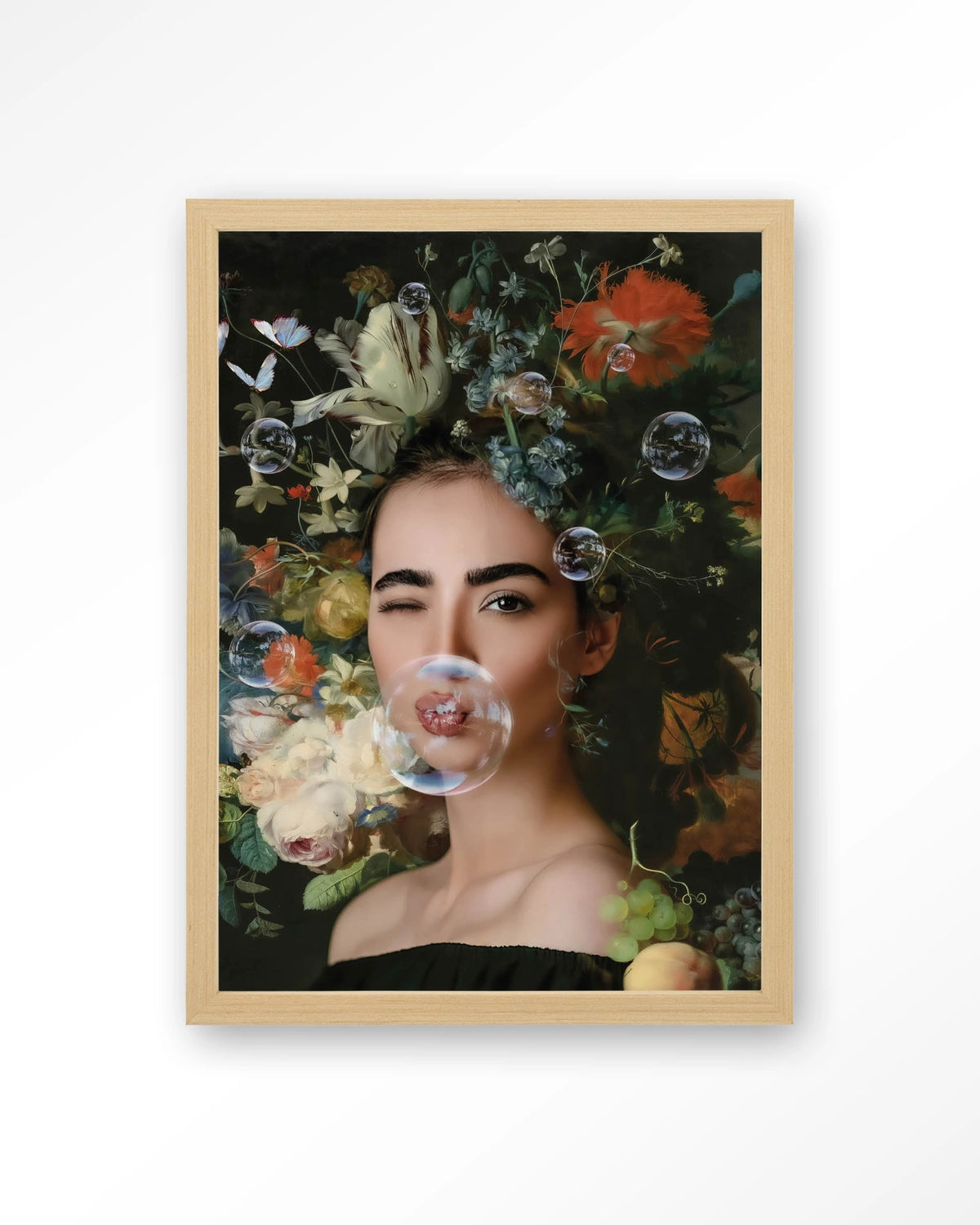Gifts Of Nature – vrouw met bloemen en zeepbellen – Art print – Hout naturel