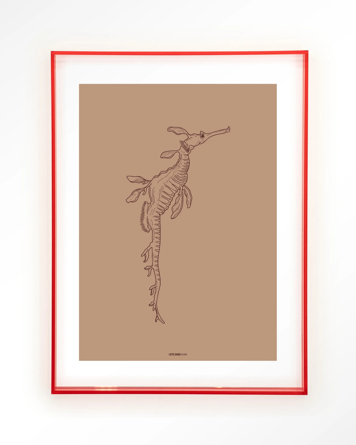 Lau Lau – zeedraakje lijntekening – Art print – Acryl roze