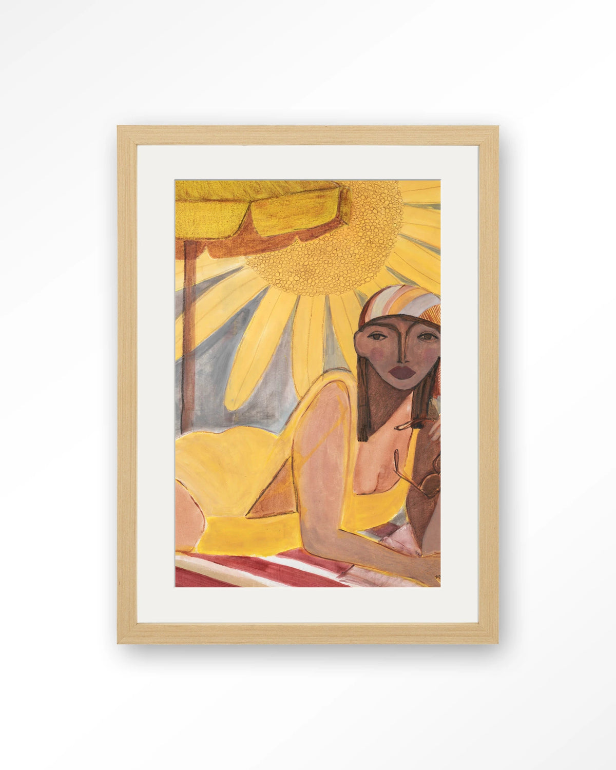 Sunflower Sun – vrouw op strand met zon – Art print – Hout naturel + passe-partout