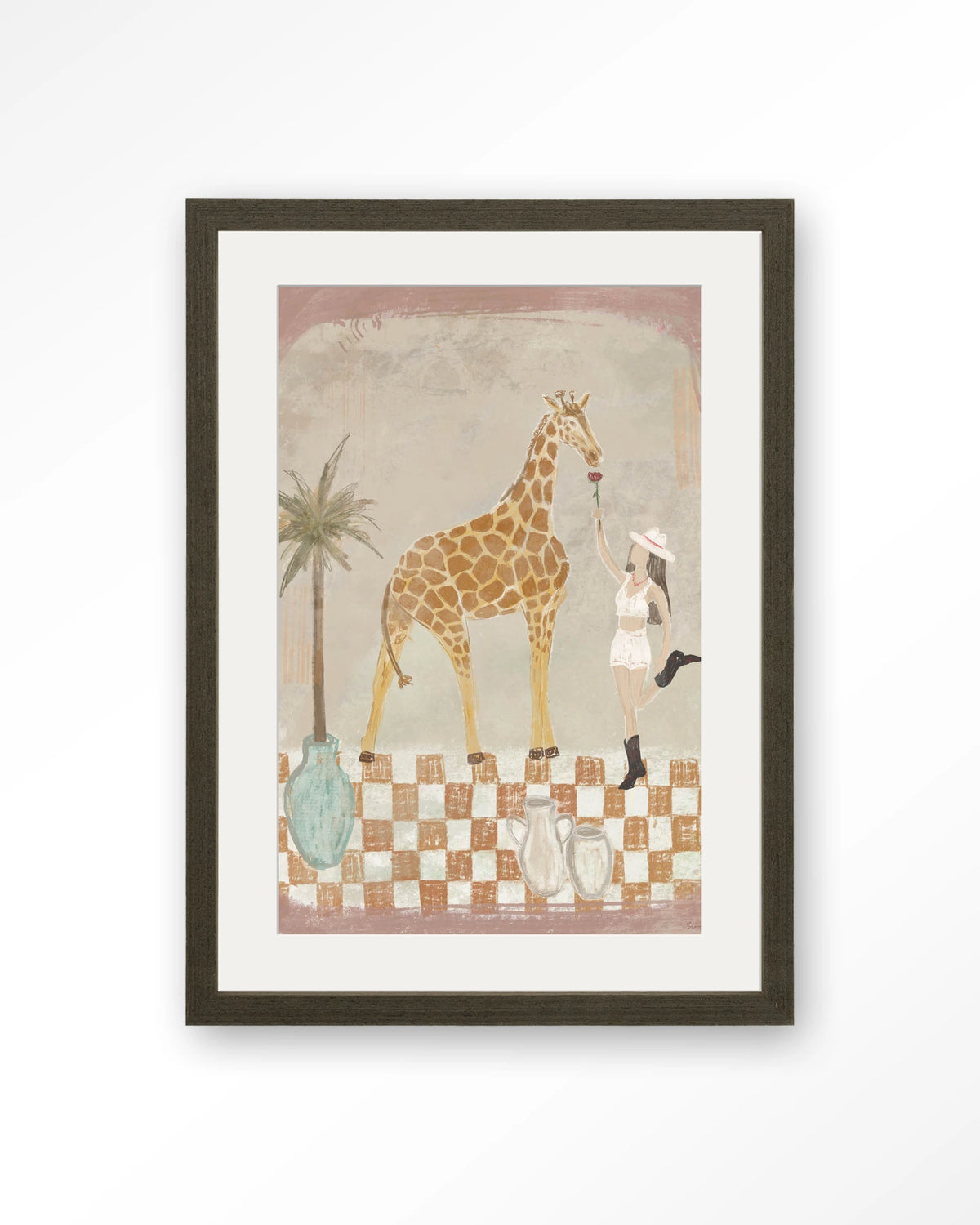 Feeding Rose – giraffe en meisje met palmboom – Art print – Hout donkerbruin + passe-partout