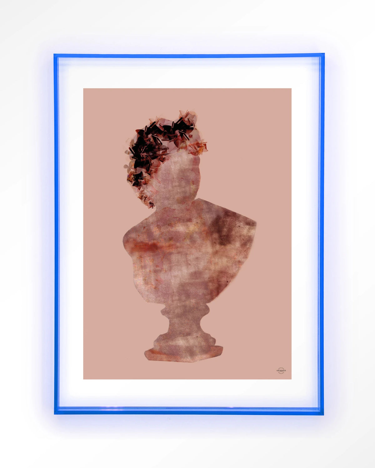 Eroded Roman Sculpture – romeinse buste op roze achtergrond – Art print – Acryl lichtblauw
