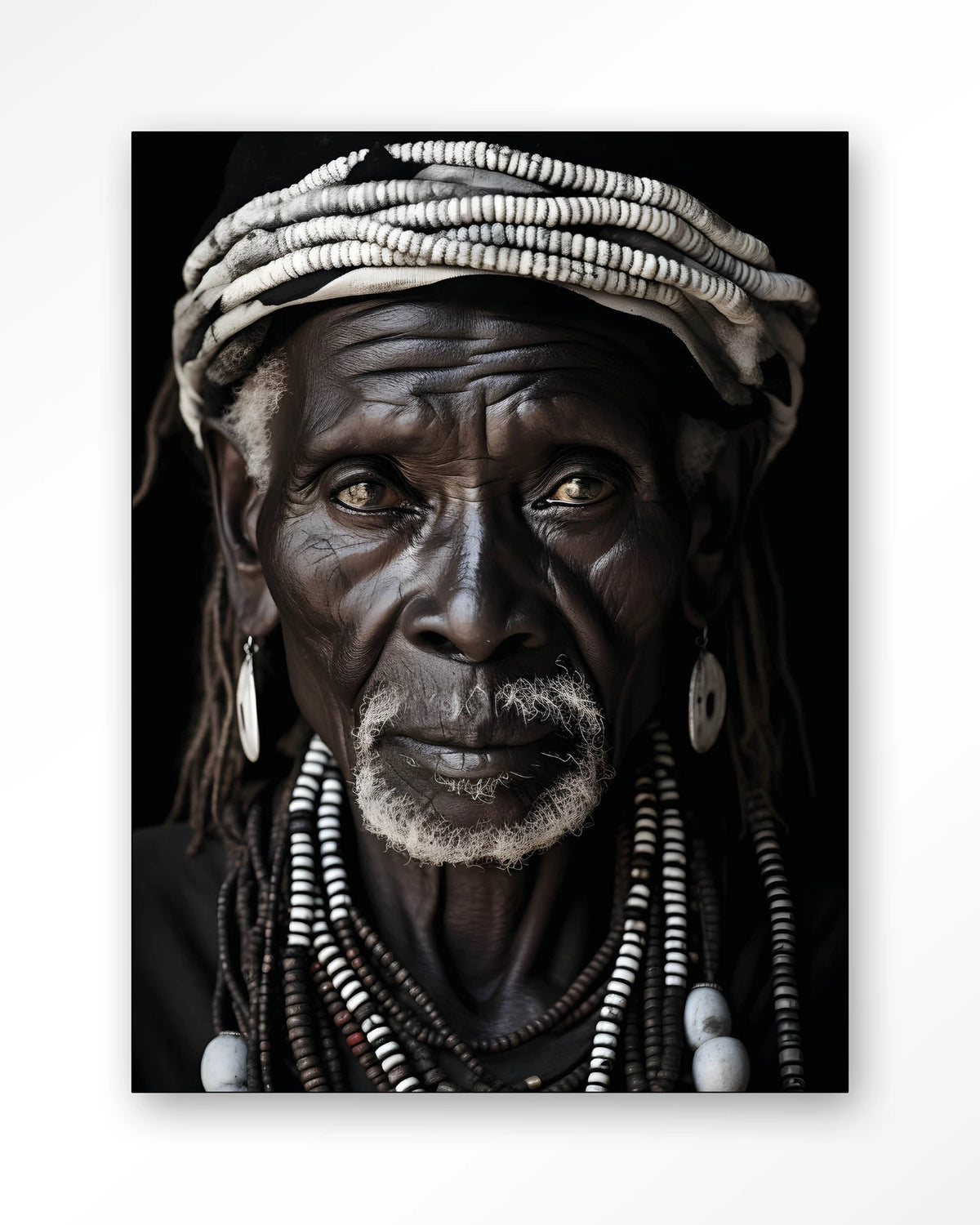 Kabila – Afrikaanse man met kralen – Wandkleed – Frame – zwart
