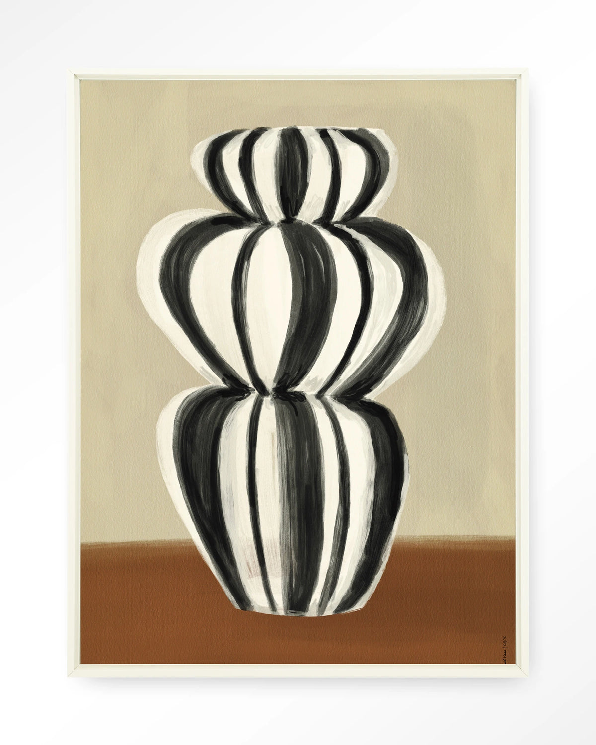Vivid Vase 03 – zwart-witte gestreepte vaas – Wandkleed – Floating frame – wit