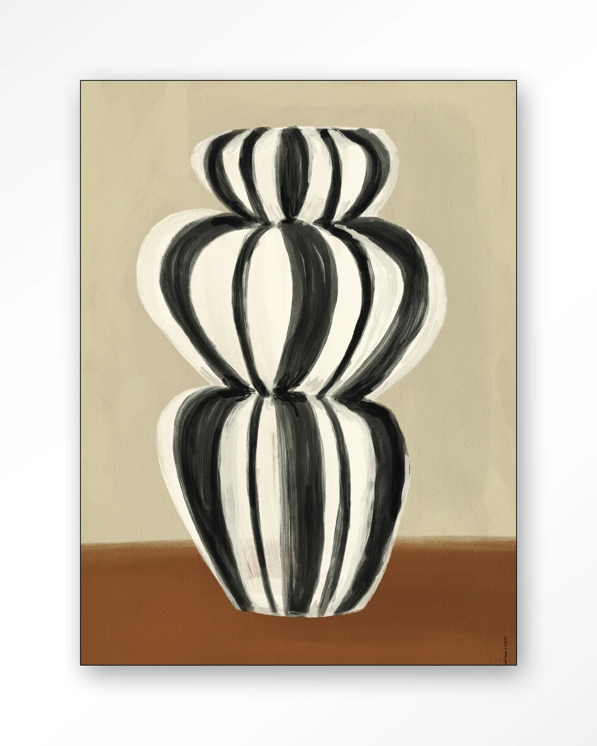 Vivid Vase 03 – zwart-witte gestreepte vaas – Wandkleed – Frame – zwart