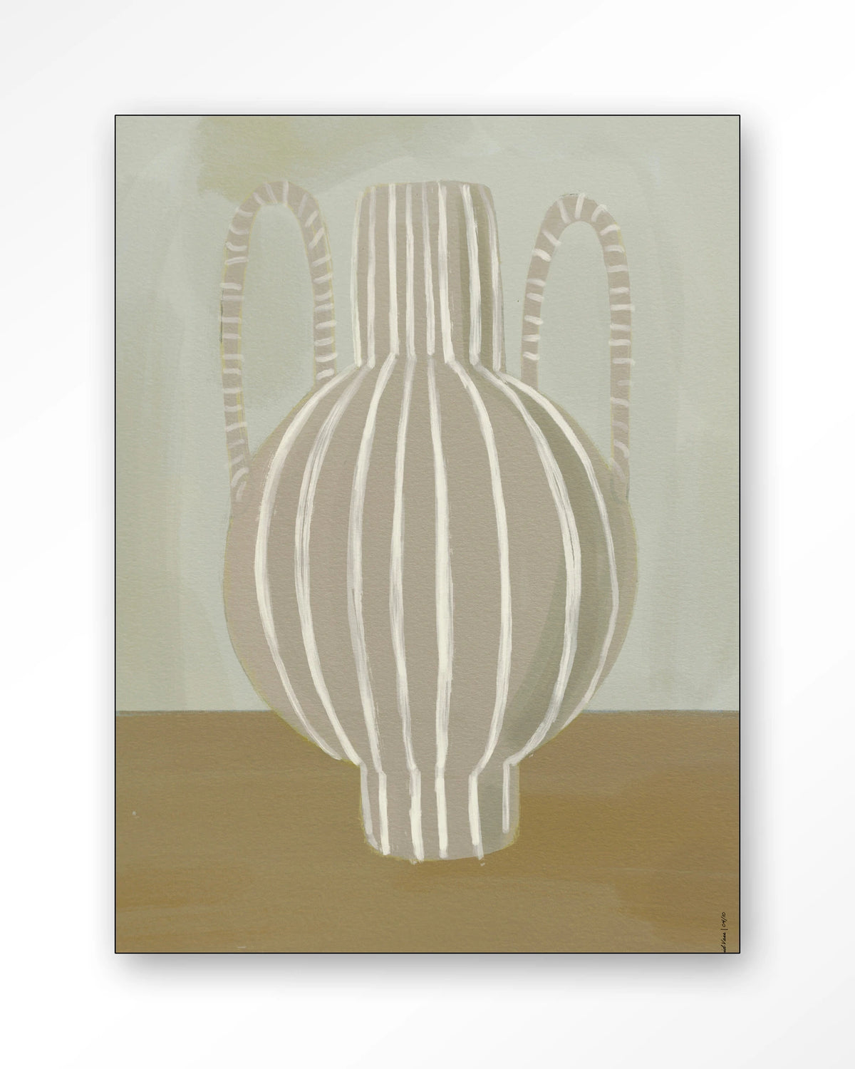 Vivid Vase 04 – gestreepte vaas in groen en beige – Wandkleed – Frame – zwart