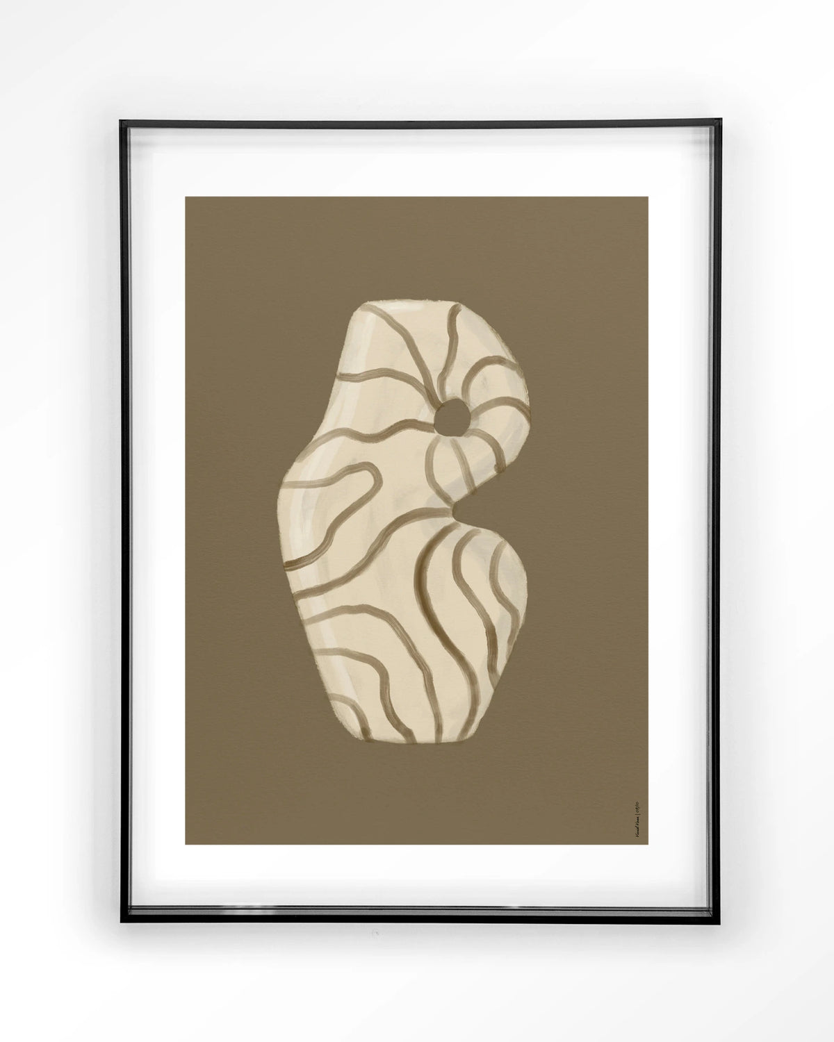 Vivid Vase 09 – vaas met lijnen op bruine achtergrond – Art print – Acryl zwart