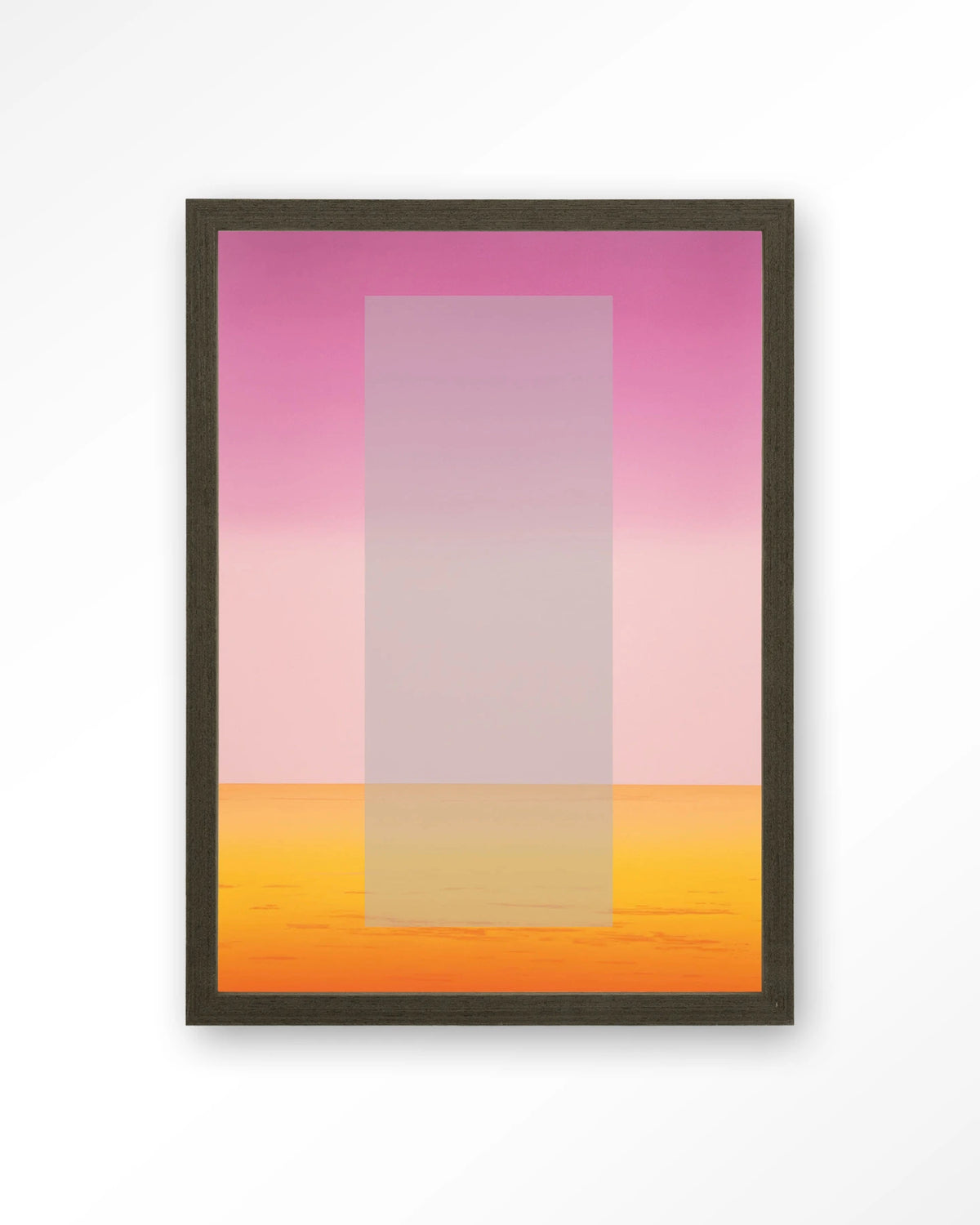 Gradient 2 – kleurverloop in roze en oranje – Art print – Hout donkerbruin
