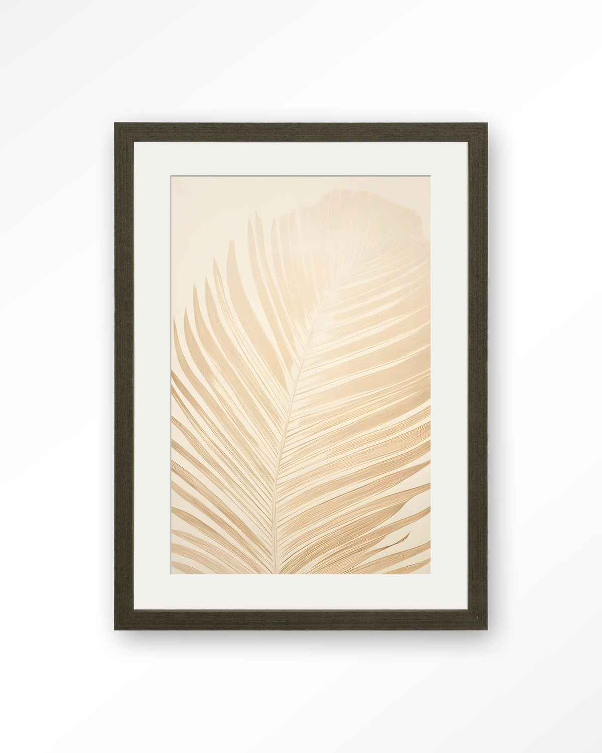 Feuille – palmblad in beige – Art print – Hout donkerbruin + passe-partout