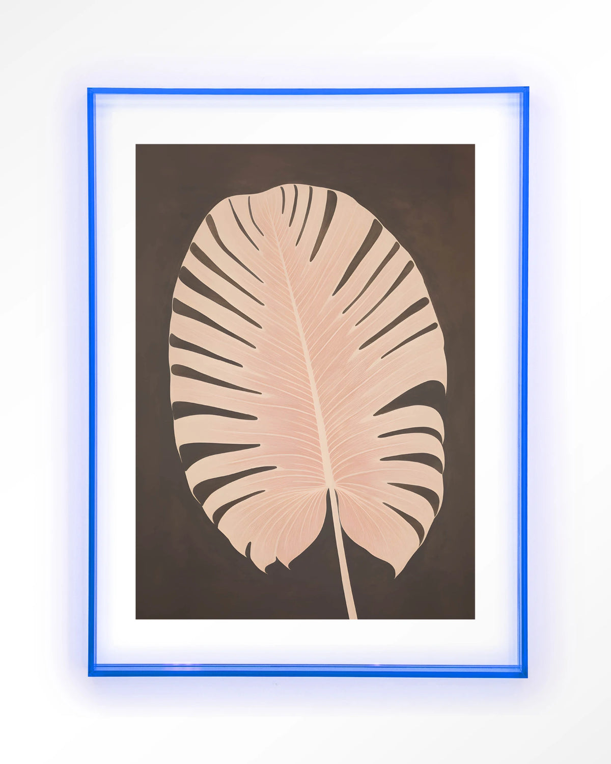 Pink Leaf – roze blad op bruine achtergrond – Art print – Acryl lichtblauw