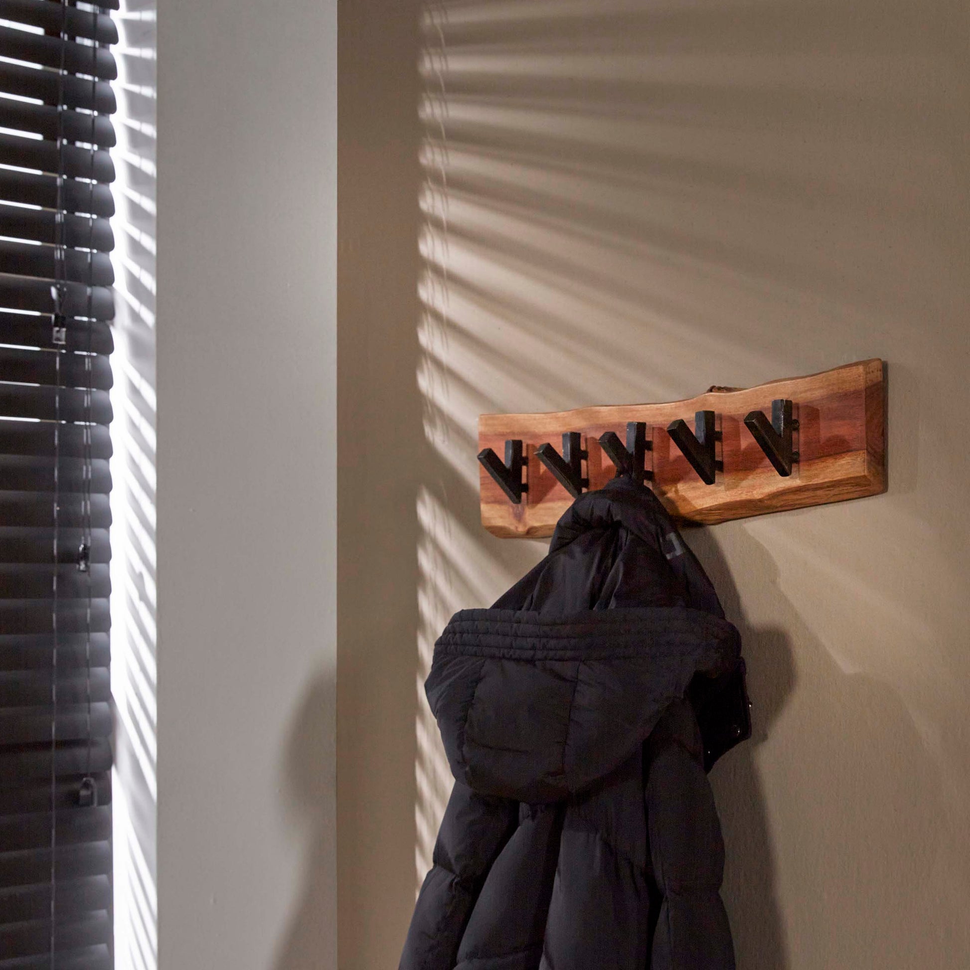 Kapstok Edge 5 haken / Massief acacia