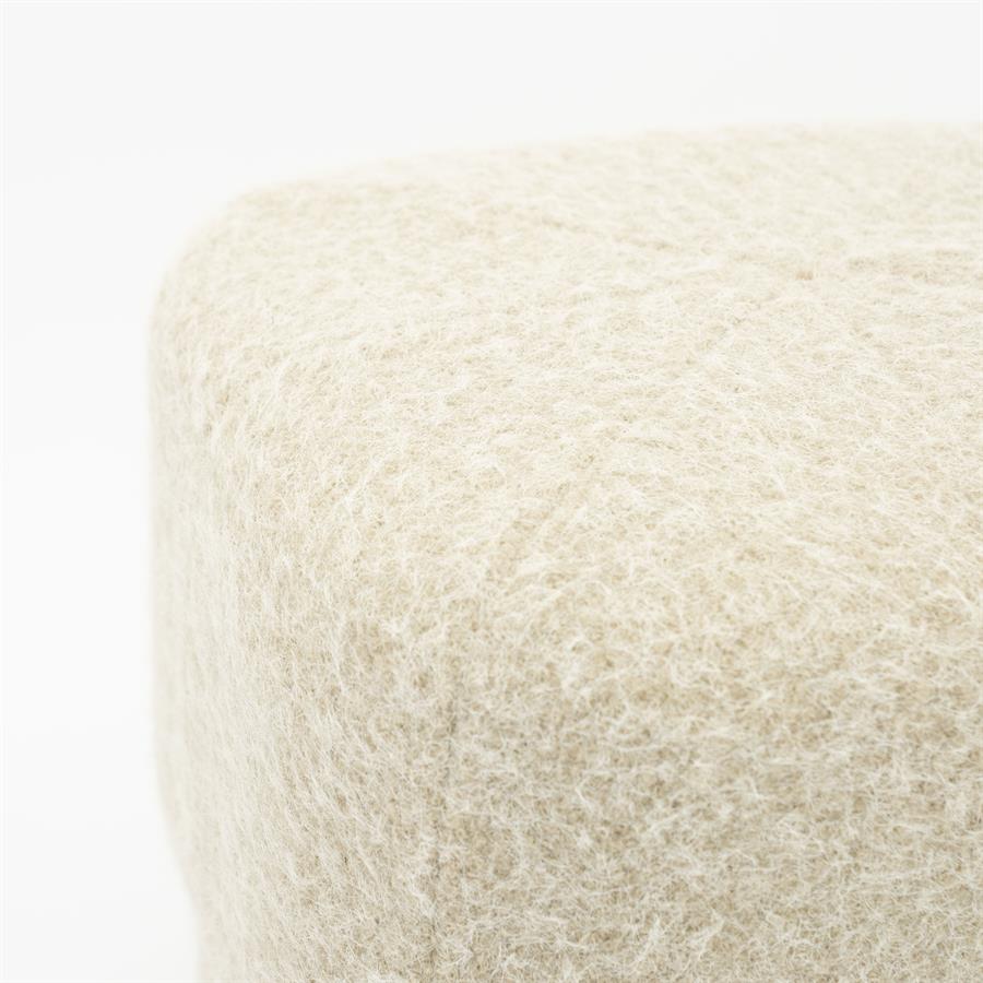 Poufs and stools Stool Kelso 40x40x40 – taupe | By Boo
