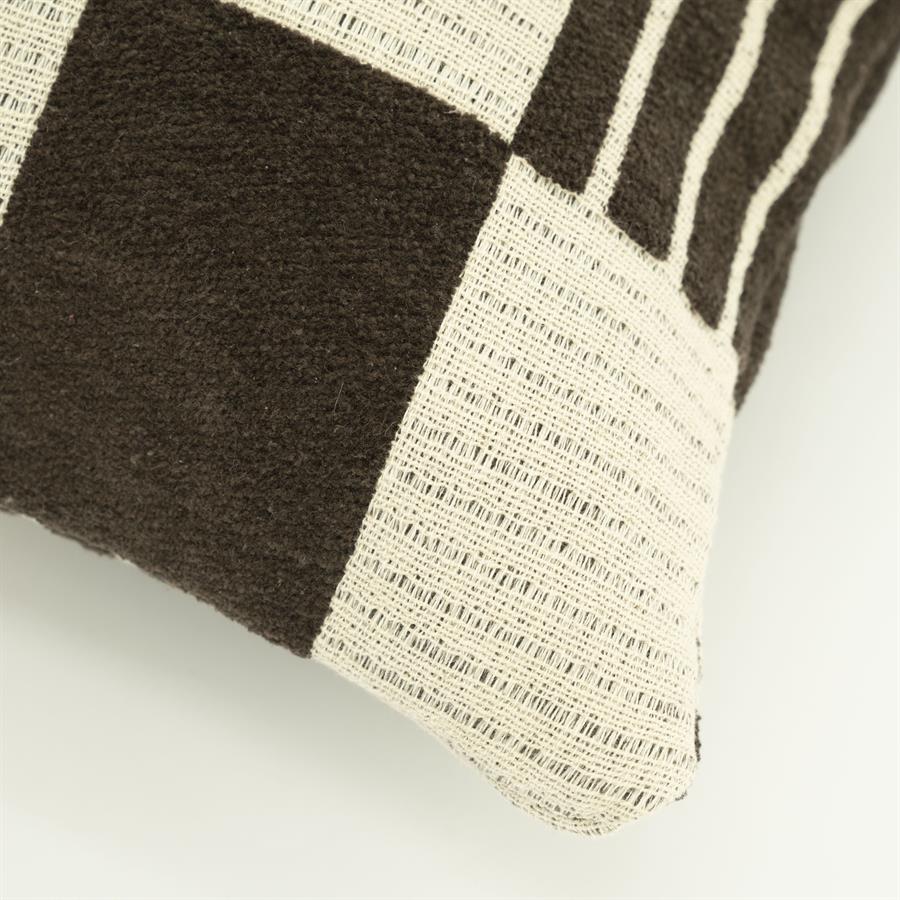 Sierkussen Pillow Twist 35x55 – bruin | By Boo