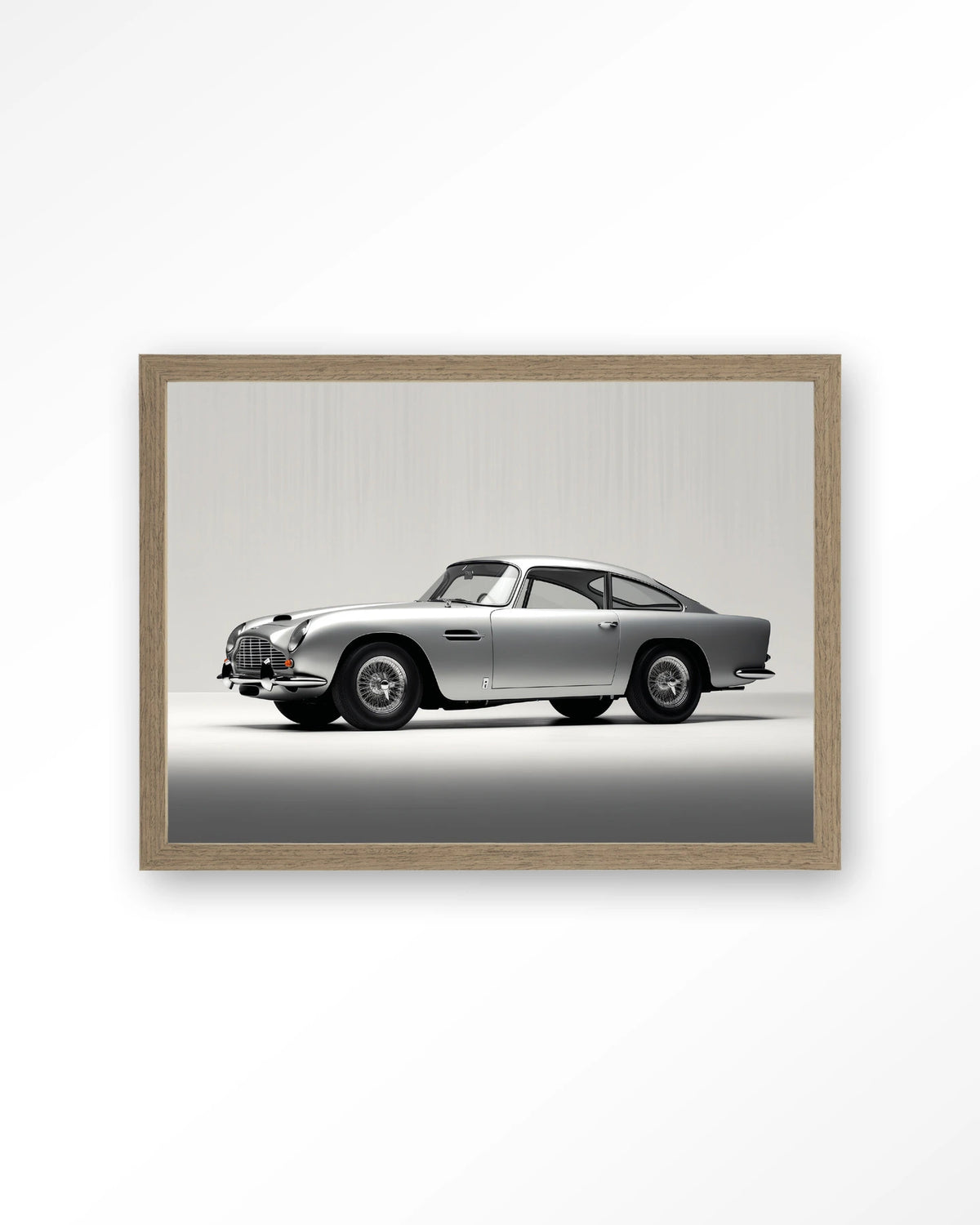 Silver Ride – zilveren klassieke sportwagen – Art print – Hout bruin