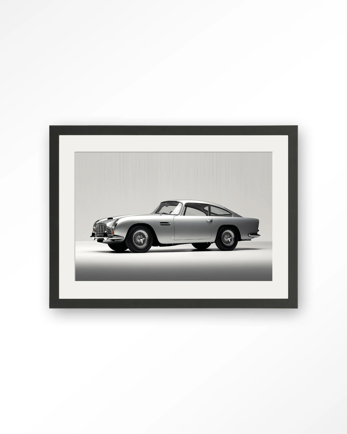 Silver Ride – zilveren klassieke sportwagen – Art print – Hout zwart + passe-partout