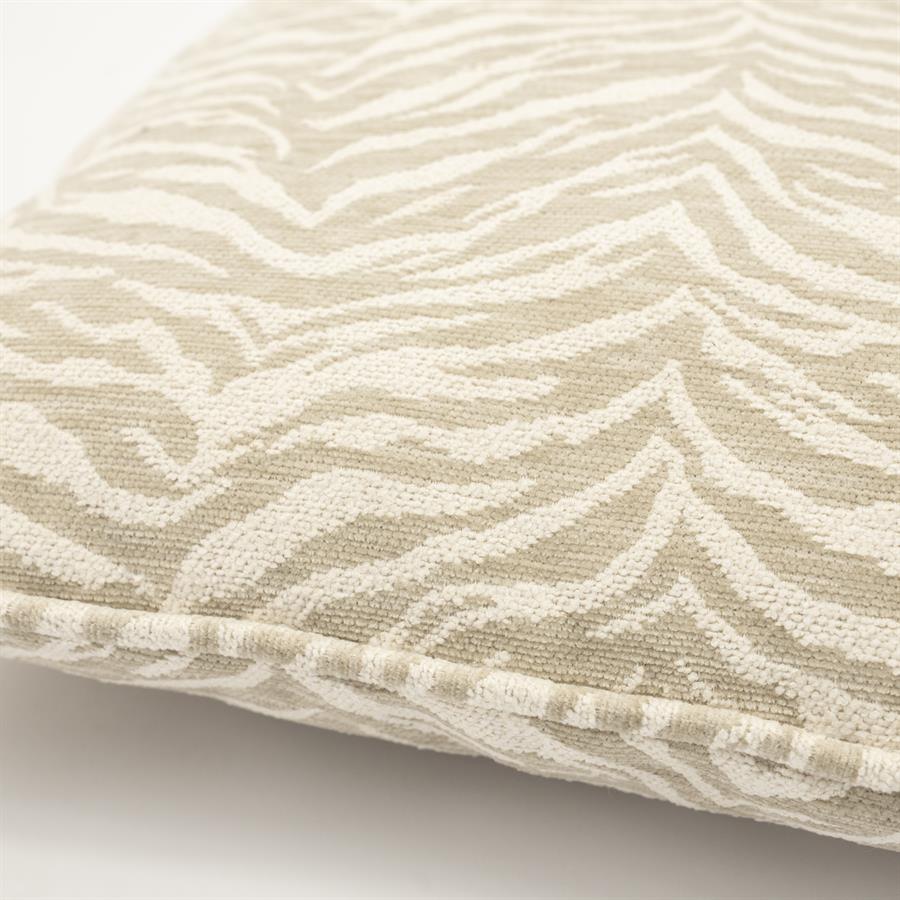 Sierkussen Pillow Tigra 45x45x10 – beige | By Boo