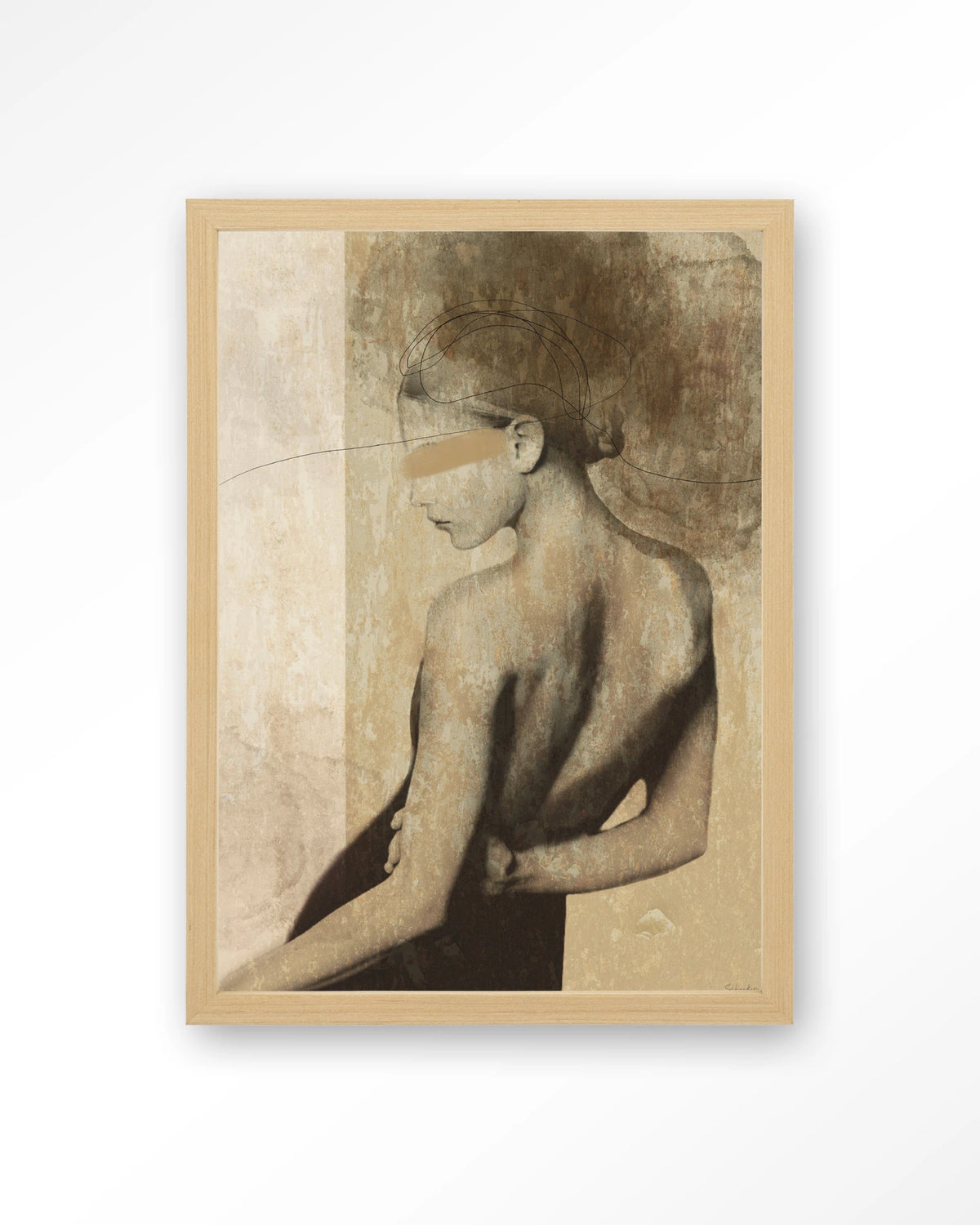 Back To You – vrouw van achteren in aardetinten – Art print – Hout naturel