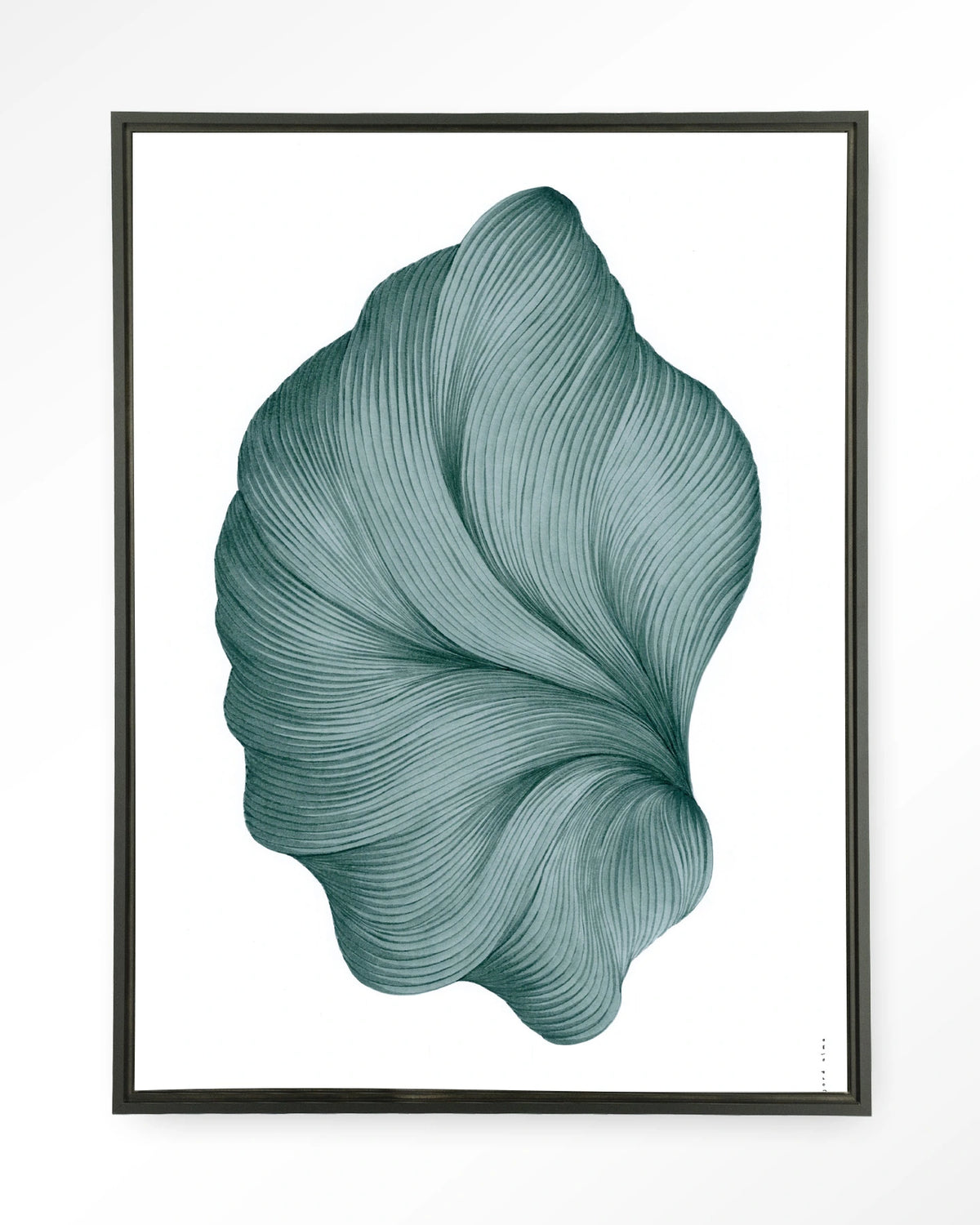 DWG-S – lijntekening in groenblauw – Wandkleed – Floating frame – zwart