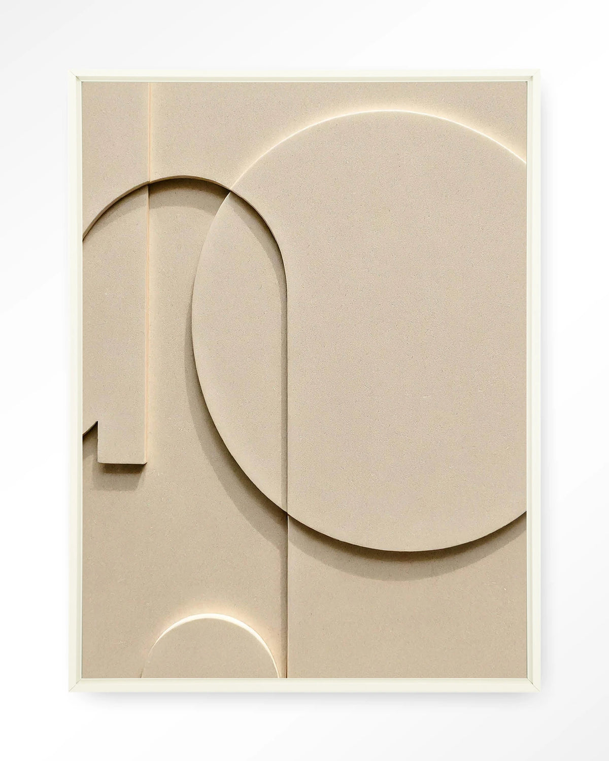 Siaa 3 – abstract reliëf in crème – Wandkleed – Floating frame – wit