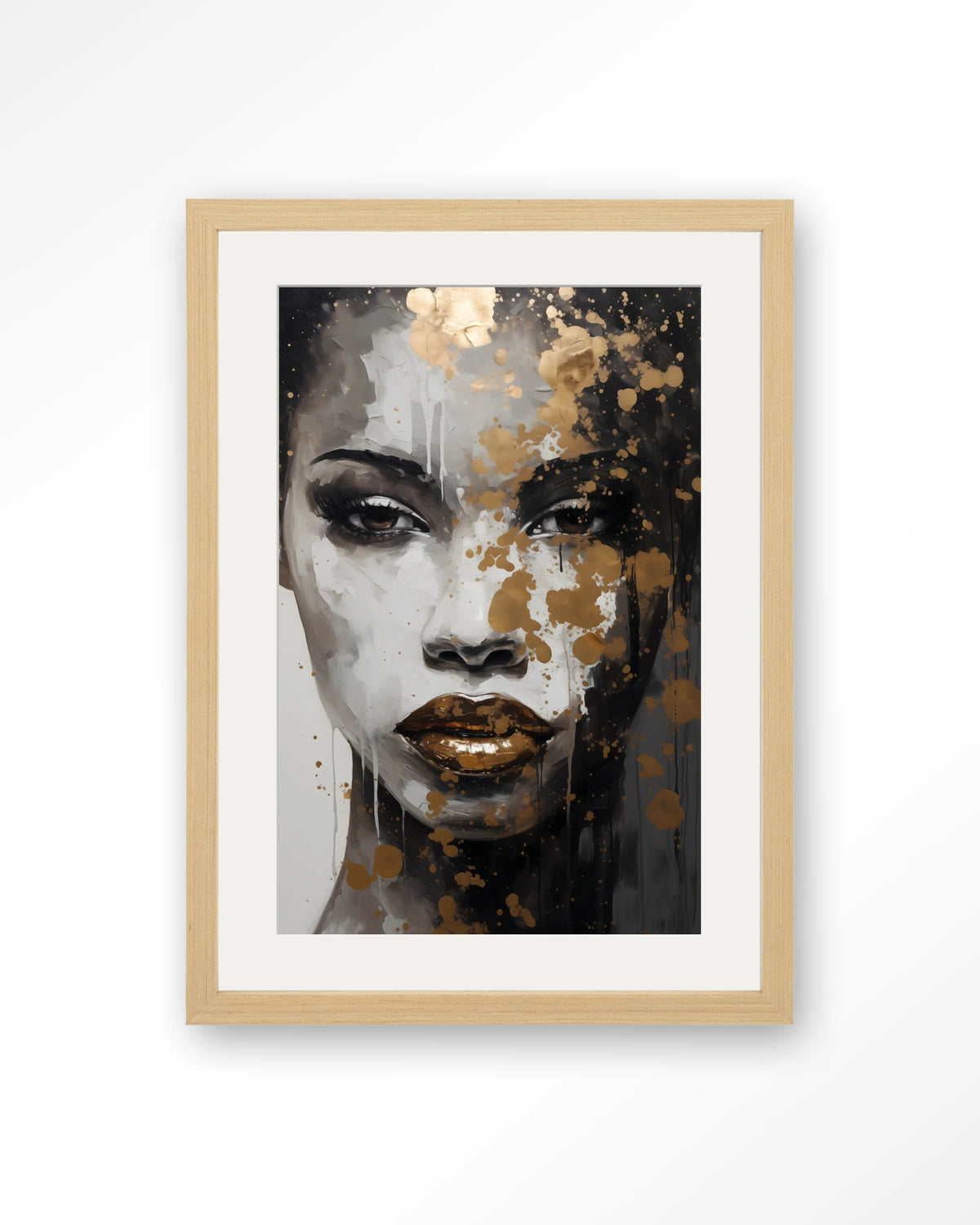 Golden Girl – gezicht van vrouw met goud en zwart – Art print – Hout naturel + passe-partout