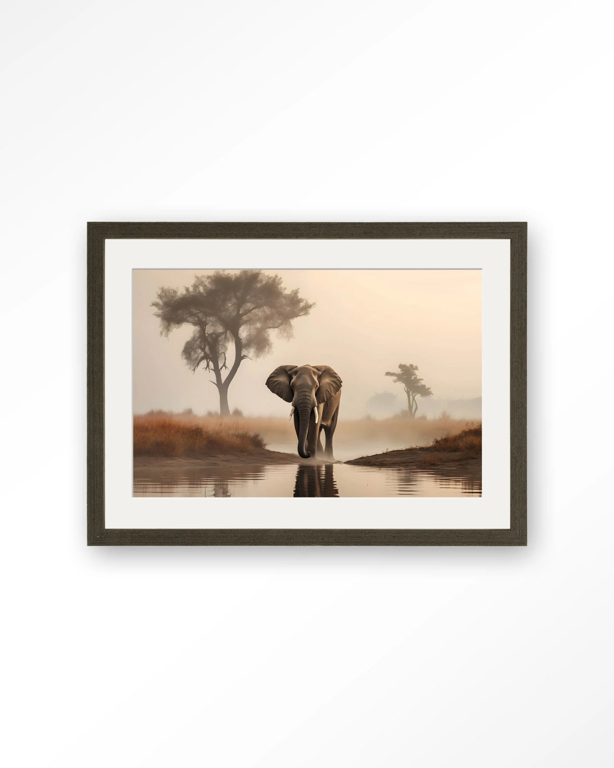 Savannah Elephant – olifant in de savanne – Art print – Hout donkerbruin + passe-partout