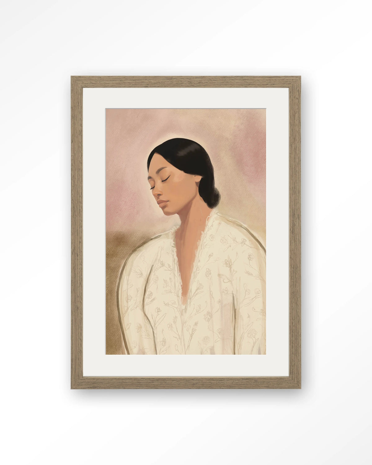 Dreaming – portret van vrouw in crème tinten – Art print – Hout bruin + passe-partout