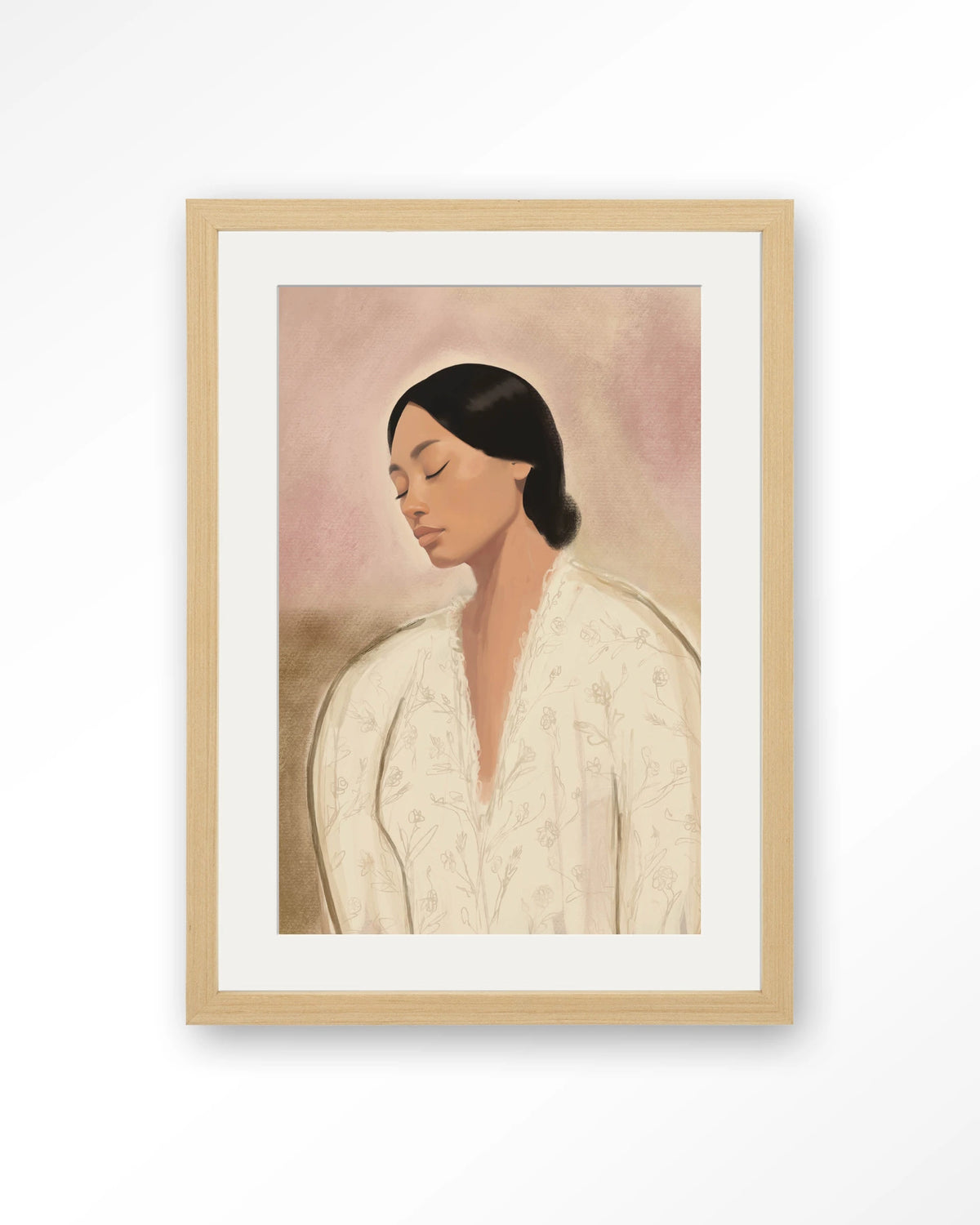 Dreaming – portret van vrouw in crème tinten – Art print – Hout naturel + passe-partout