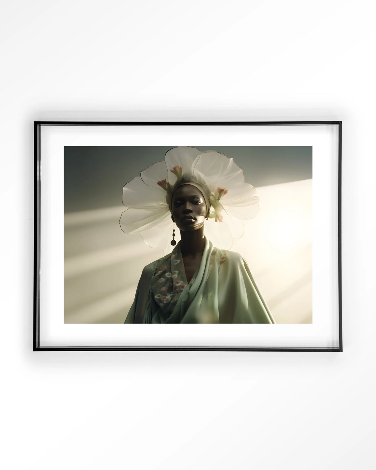 Design 242 – vrouw met witte hoed in zonlicht – Art print – Acryl zwart
