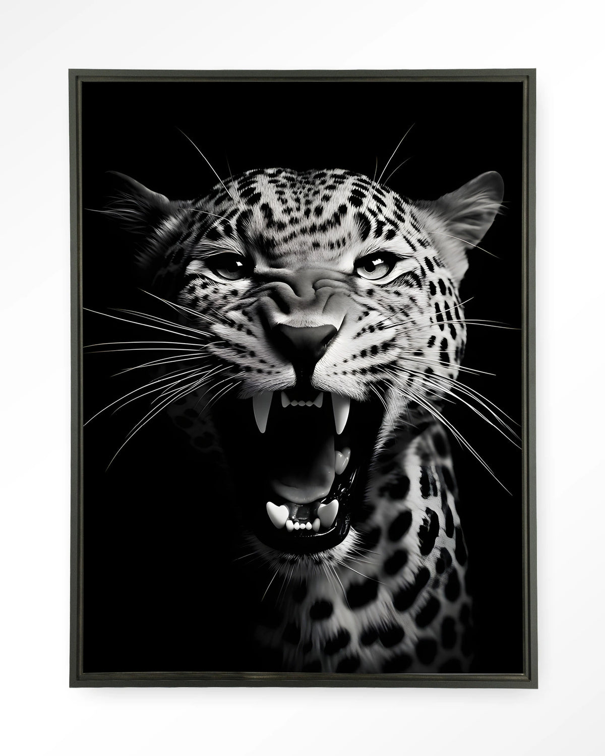 Rawr Cheetah – brullende luipaard in zwart-wit – Wandkleed – Floating frame – zwart