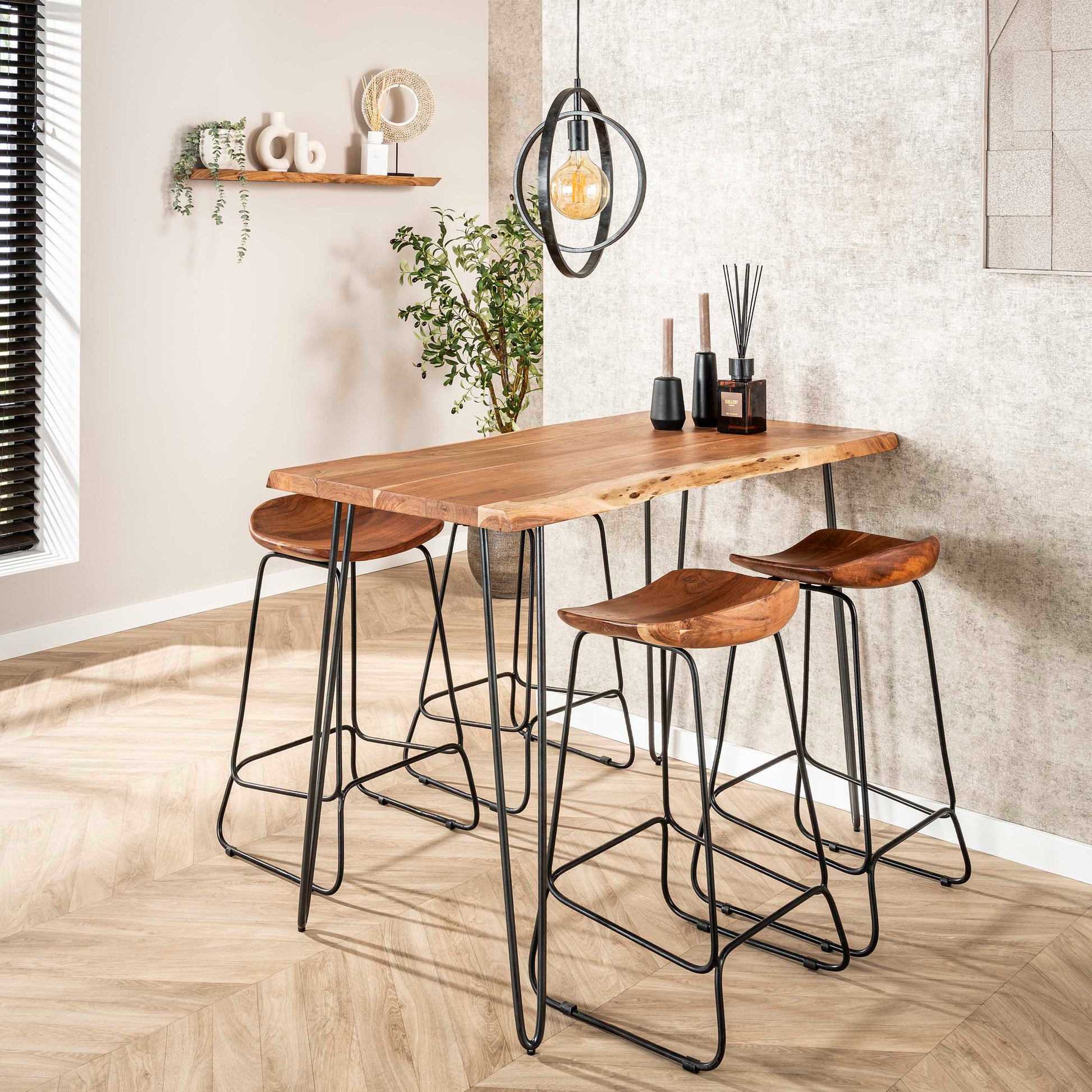 Bartafel Edge 130cm / Massief acacia