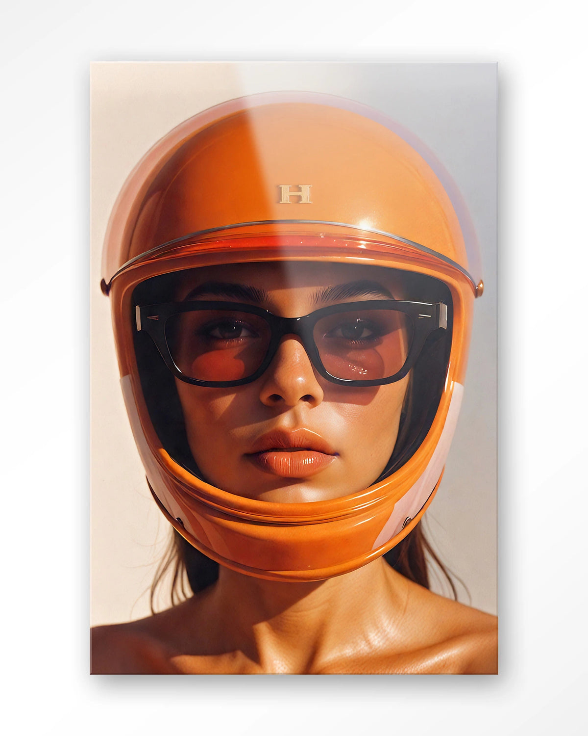 Hermes Helmet – vrouw met oranje helm – Glas – Blinde montage