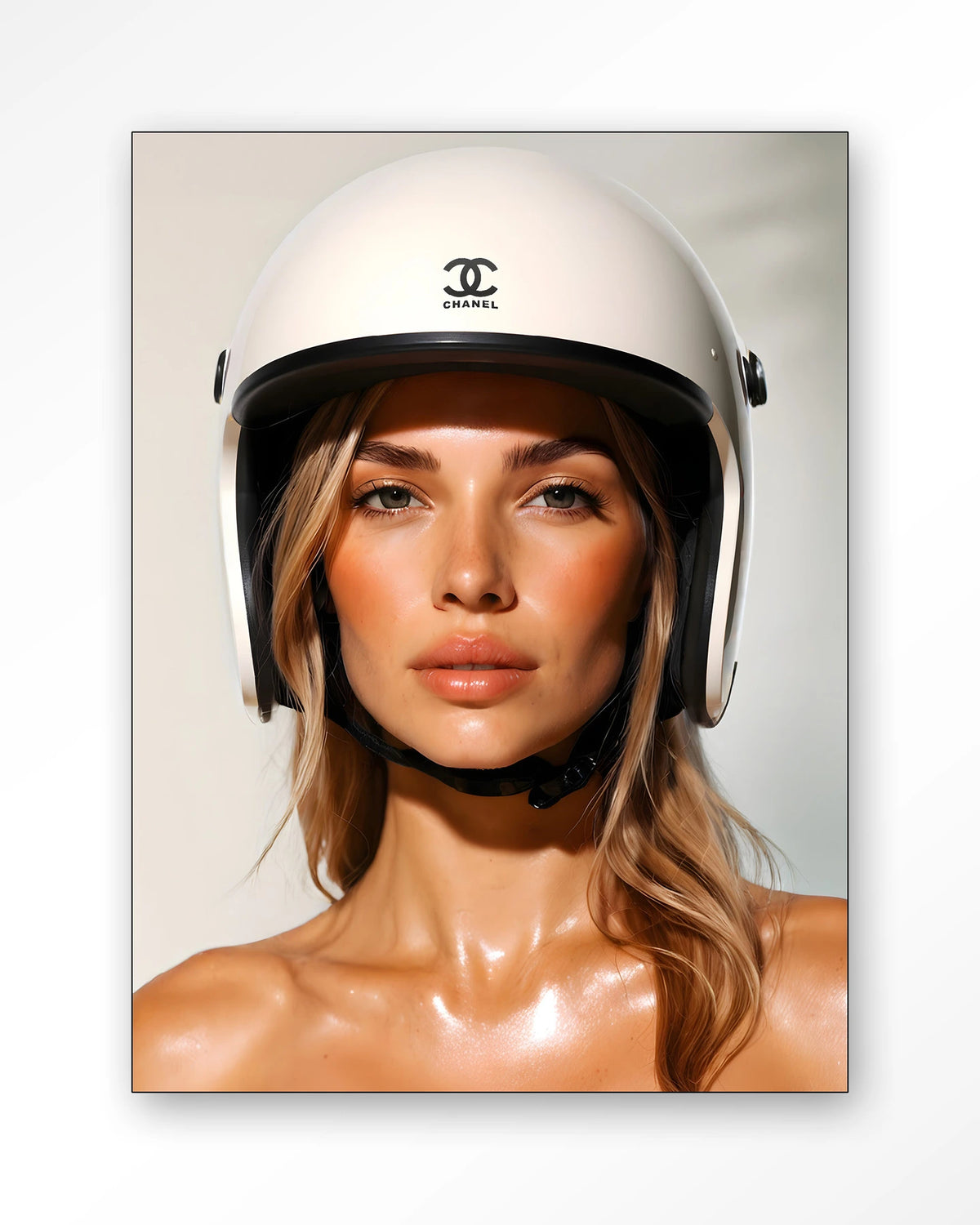 Chanel Helmet – Wandkleed – Frame – zwart