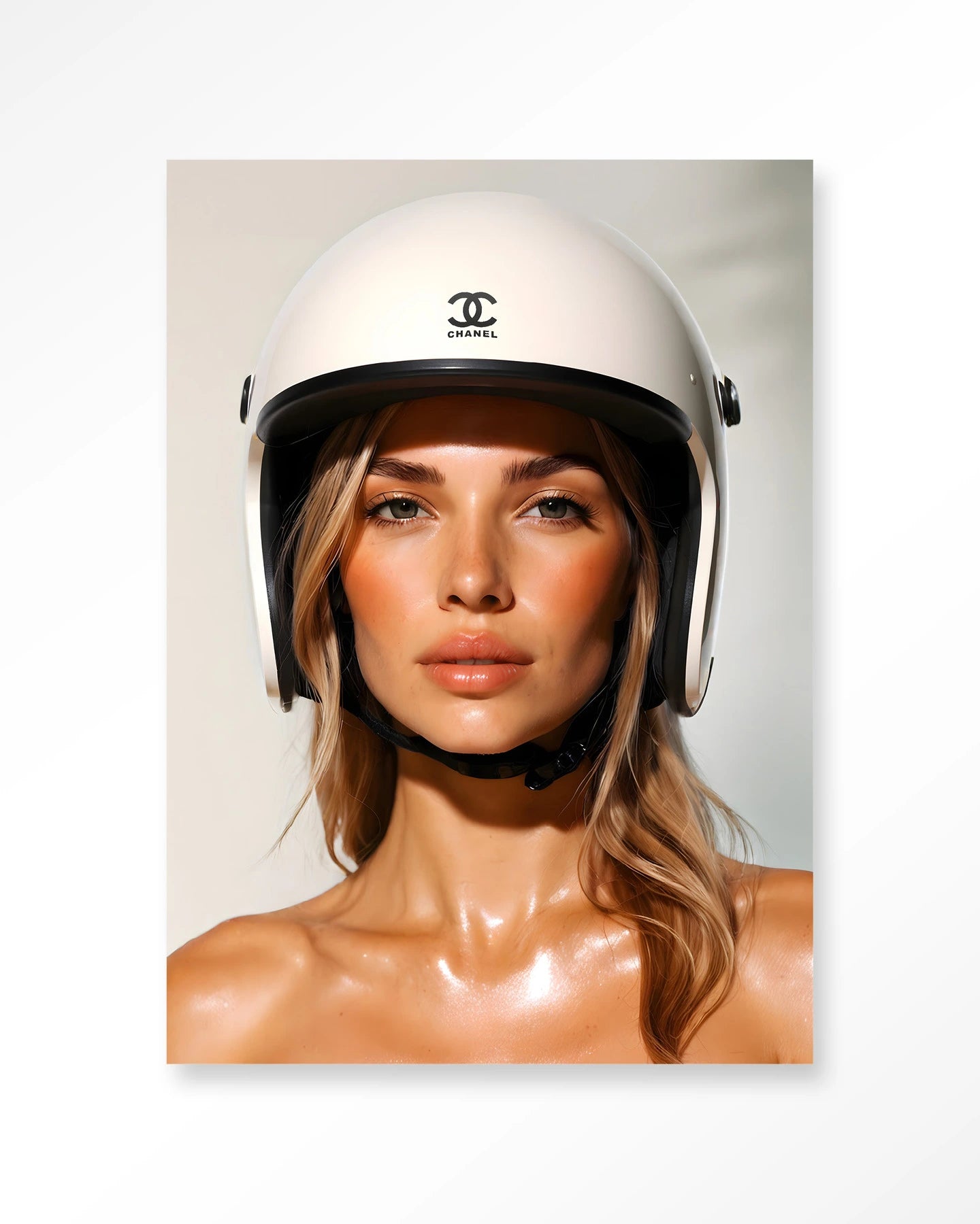 Chanel Helmet – Glasschilderij