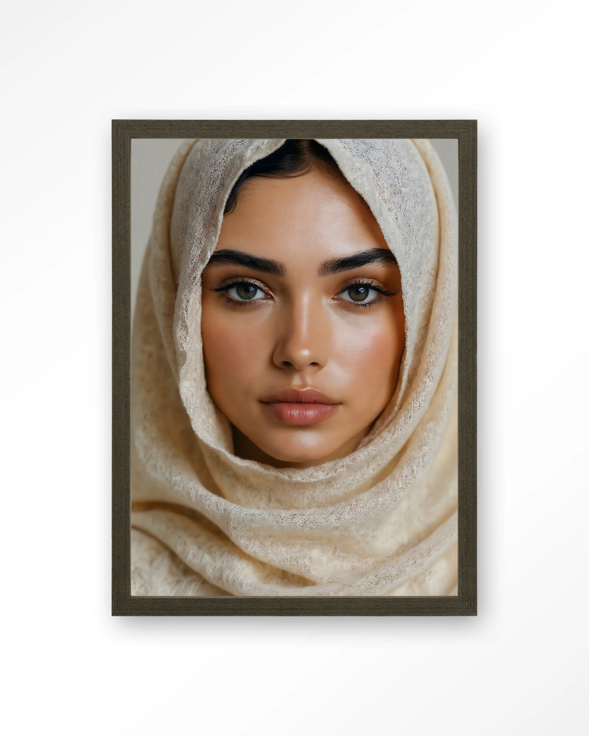 Sahara – vrouw met hoofddoek – Art print – Hout donkerbruin