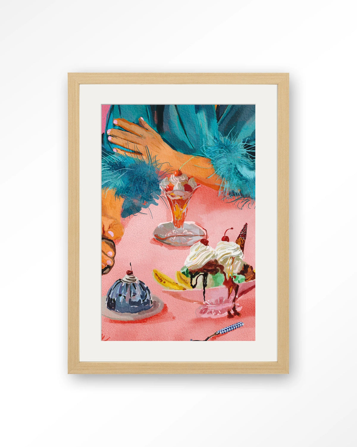 Ice Creams – ijscoupes op roze tafel – Art print – Hout naturel + passe-partout